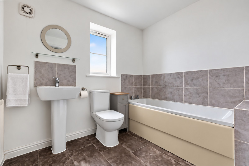 4 bedroom for sale, Green Oak Crescent, Iwade, ME9
