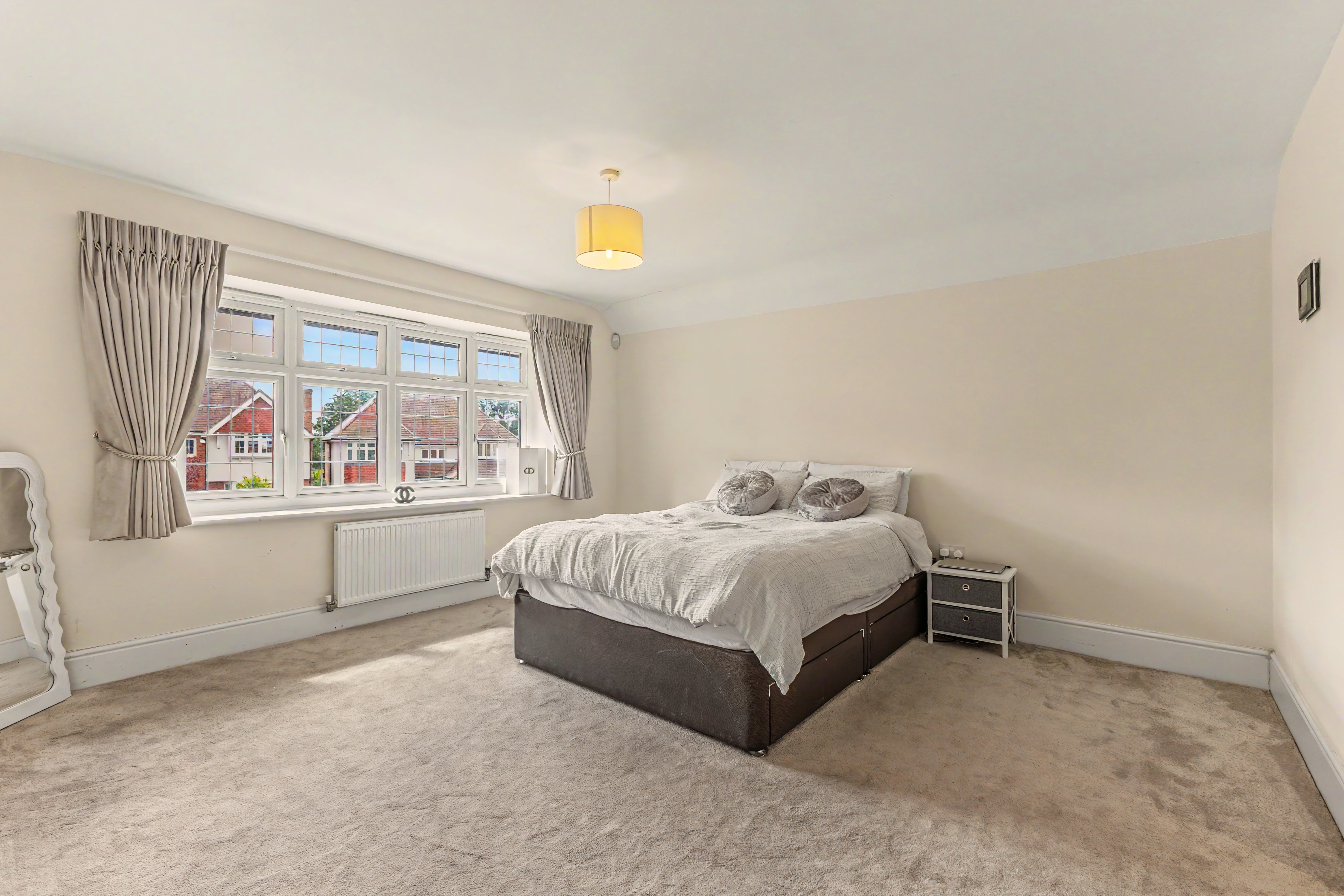 5 bedroom detached house for sale, Lodge Park Drive, Evesham, WR11