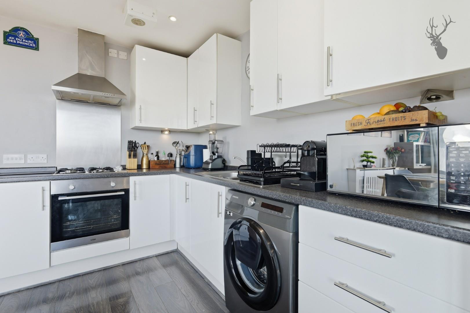 2 bedroom apartment for sale, Fondant Court, London, E3, photo 4