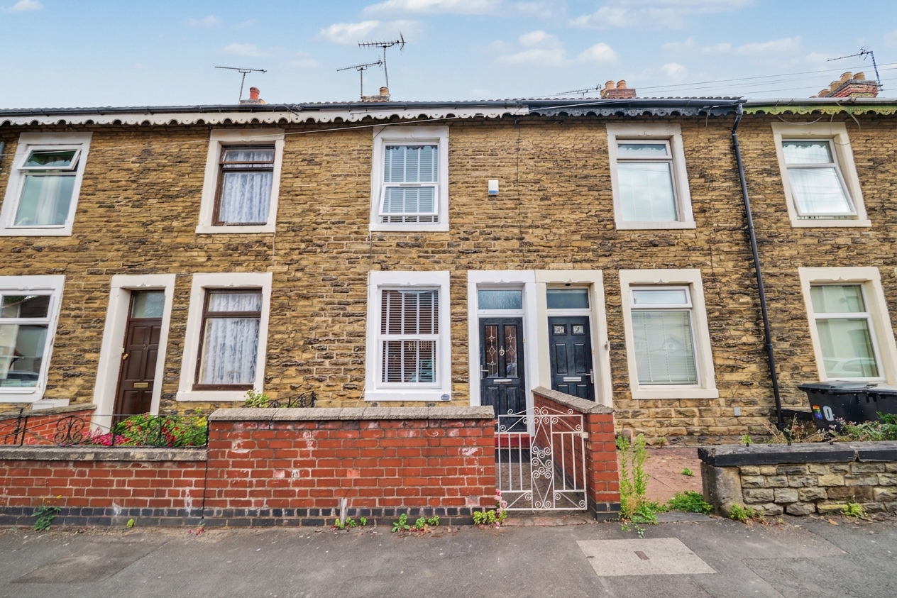 2 bedroom mid-terraced house for sale, Gadsby Street, Nuneaton, CV11