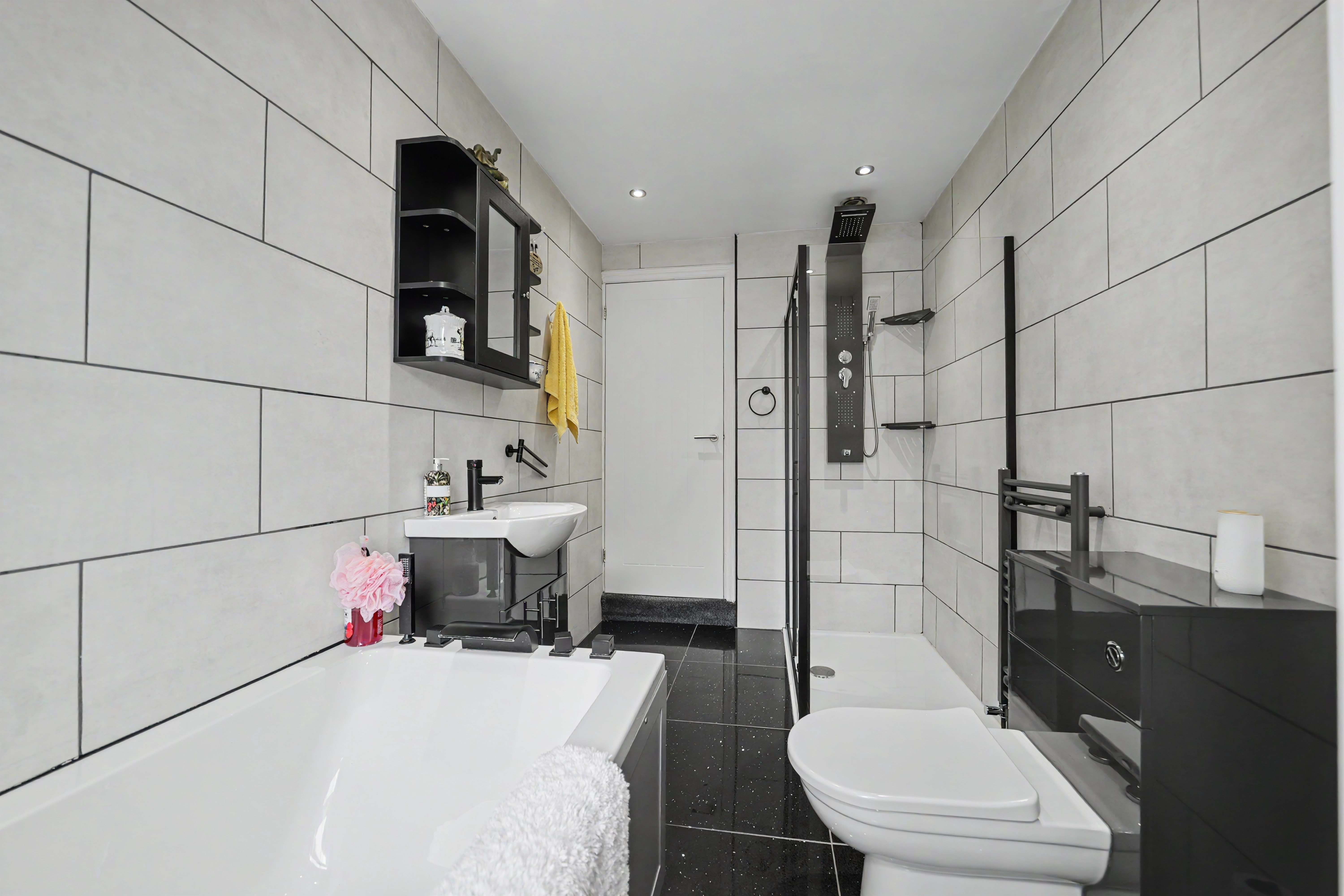 2 bedroom mid-terraced house for sale, Gadsby Street, Nuneaton, CV11