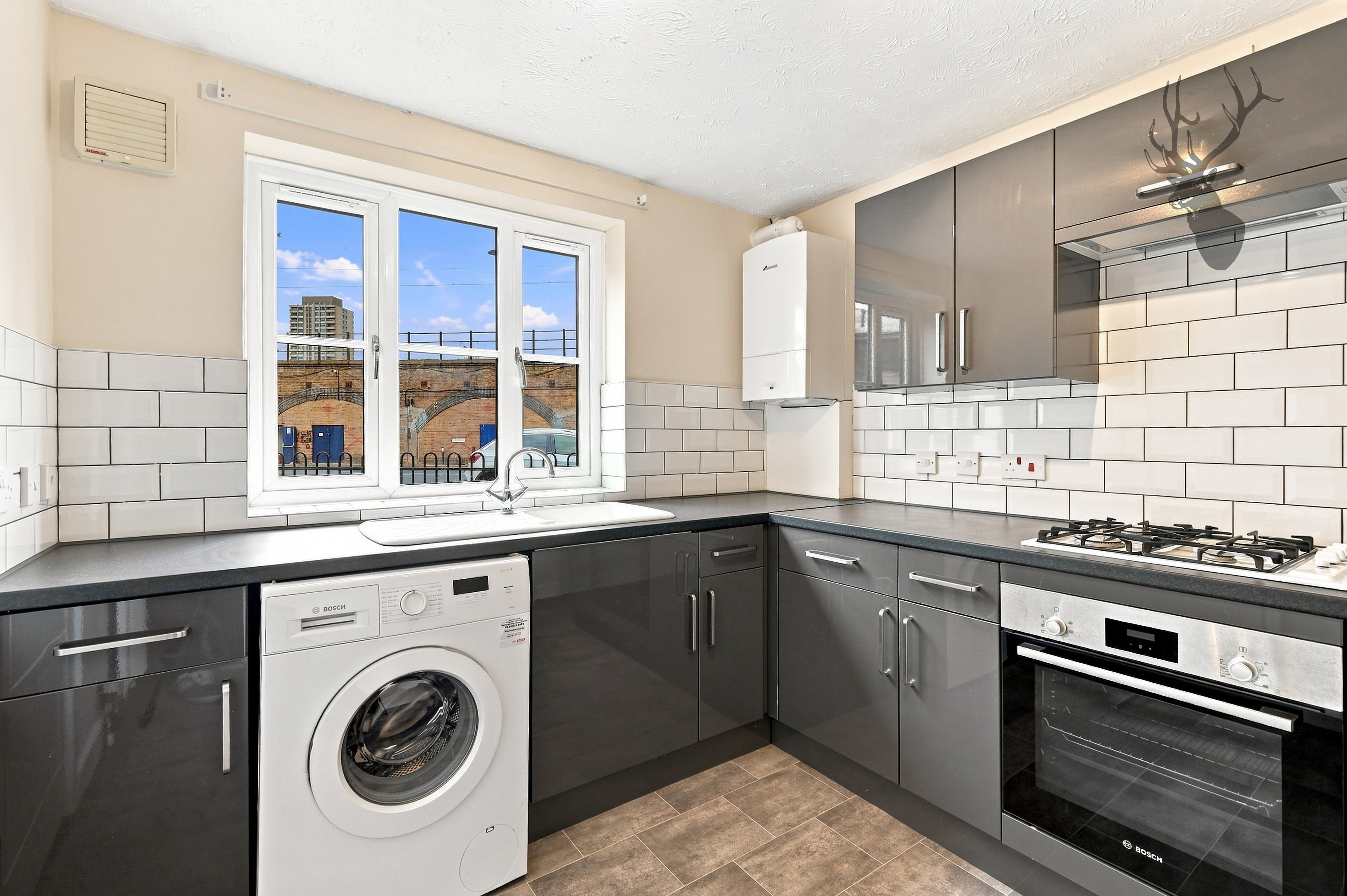 2 bedroom flat for sale, Riley House, London, E3, photo 9 of 10