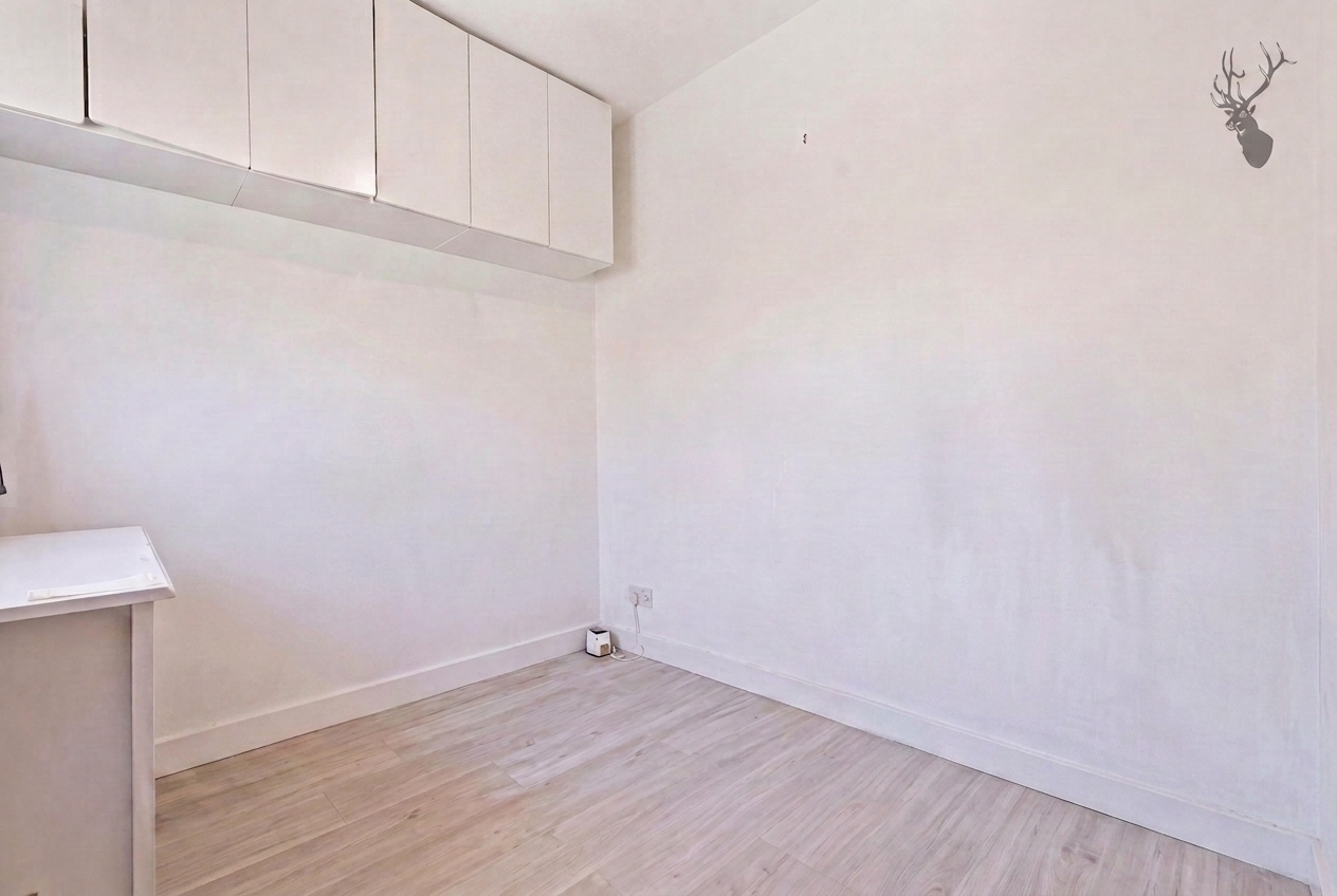 5 bedroom mid-terraced house for sale, Blondin Street, London, E3, photo 17 of 19