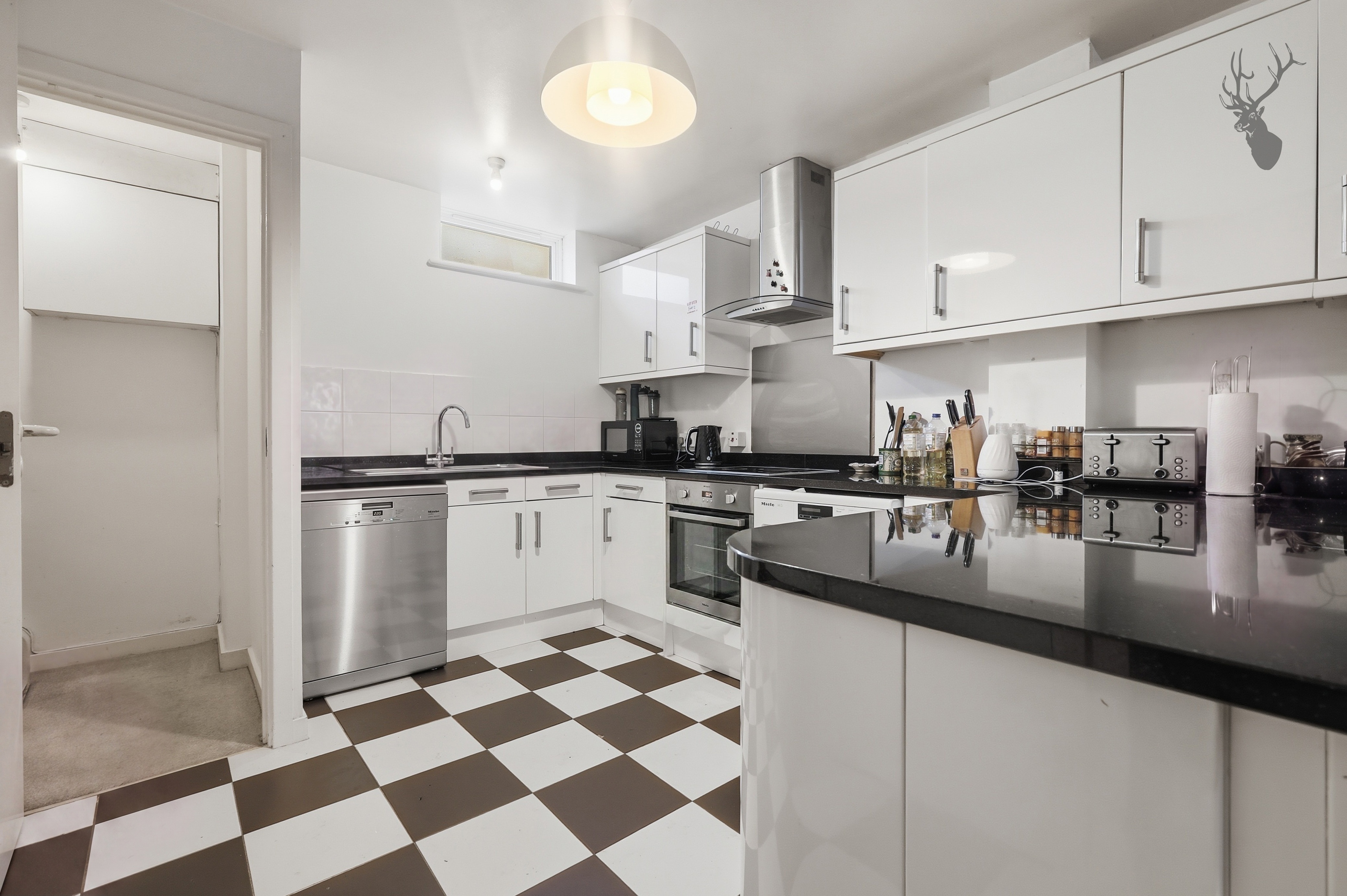 5 bedroom mid-terraced house for sale, Blondin Street, London, E3, photo 5