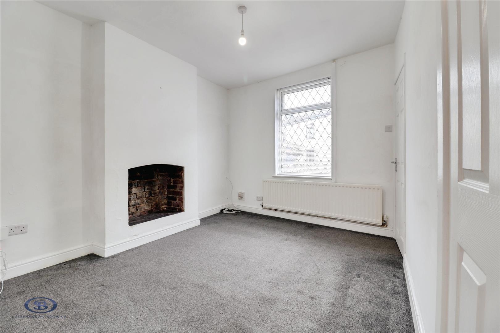 2 bedroom house for sale, Station Road, Stoke-On-Trent, ST7, photo 2