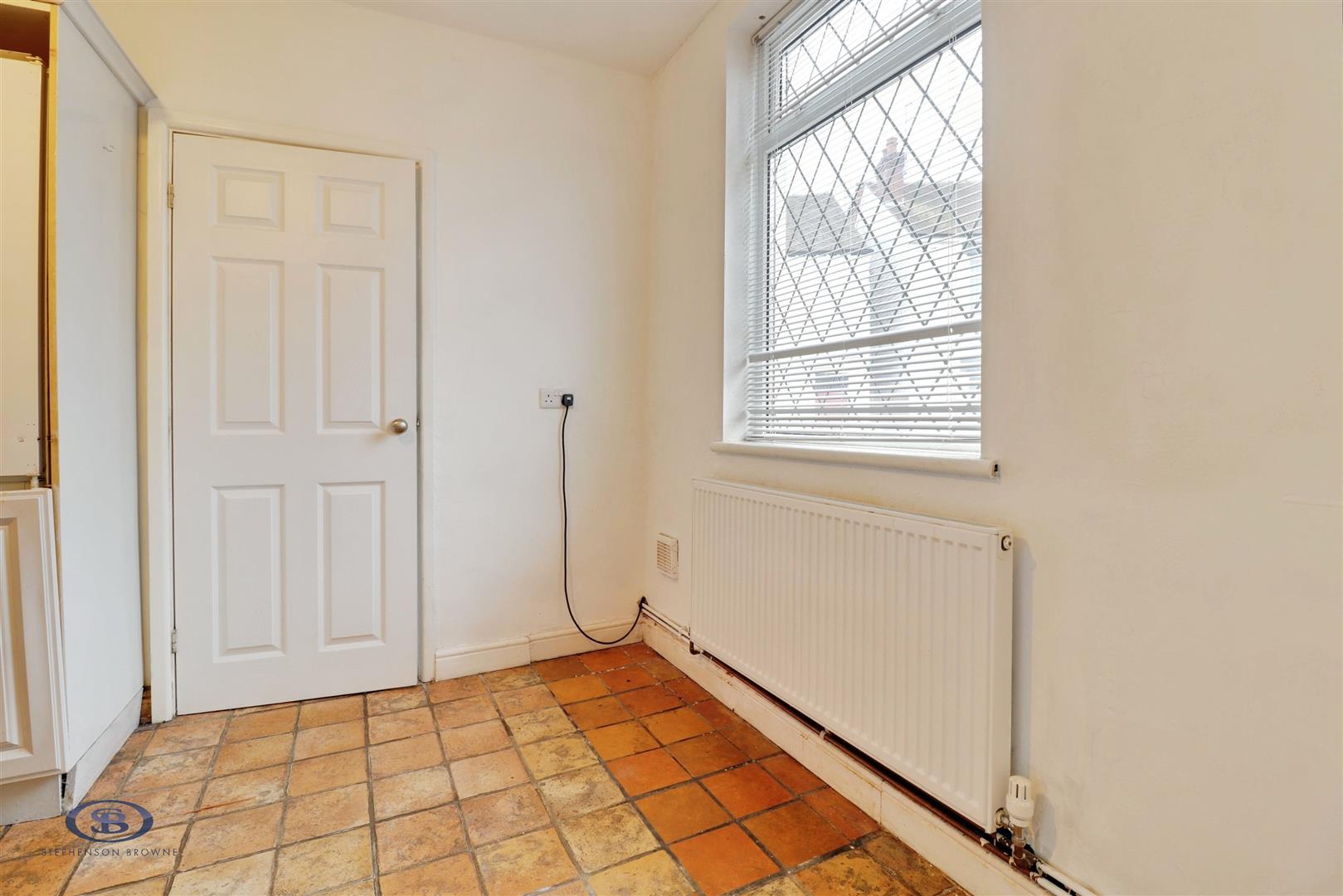 2 bedroom house for sale, Station Road, Stoke-On-Trent, ST7, photo 5