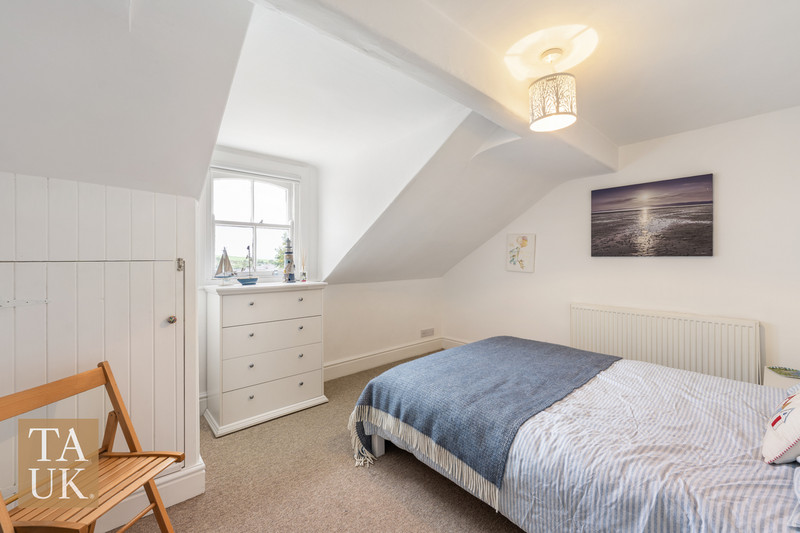 4 bedroom for sale, Plas Coch Terrace, Beaumaris, LL58, photo 15 of 20