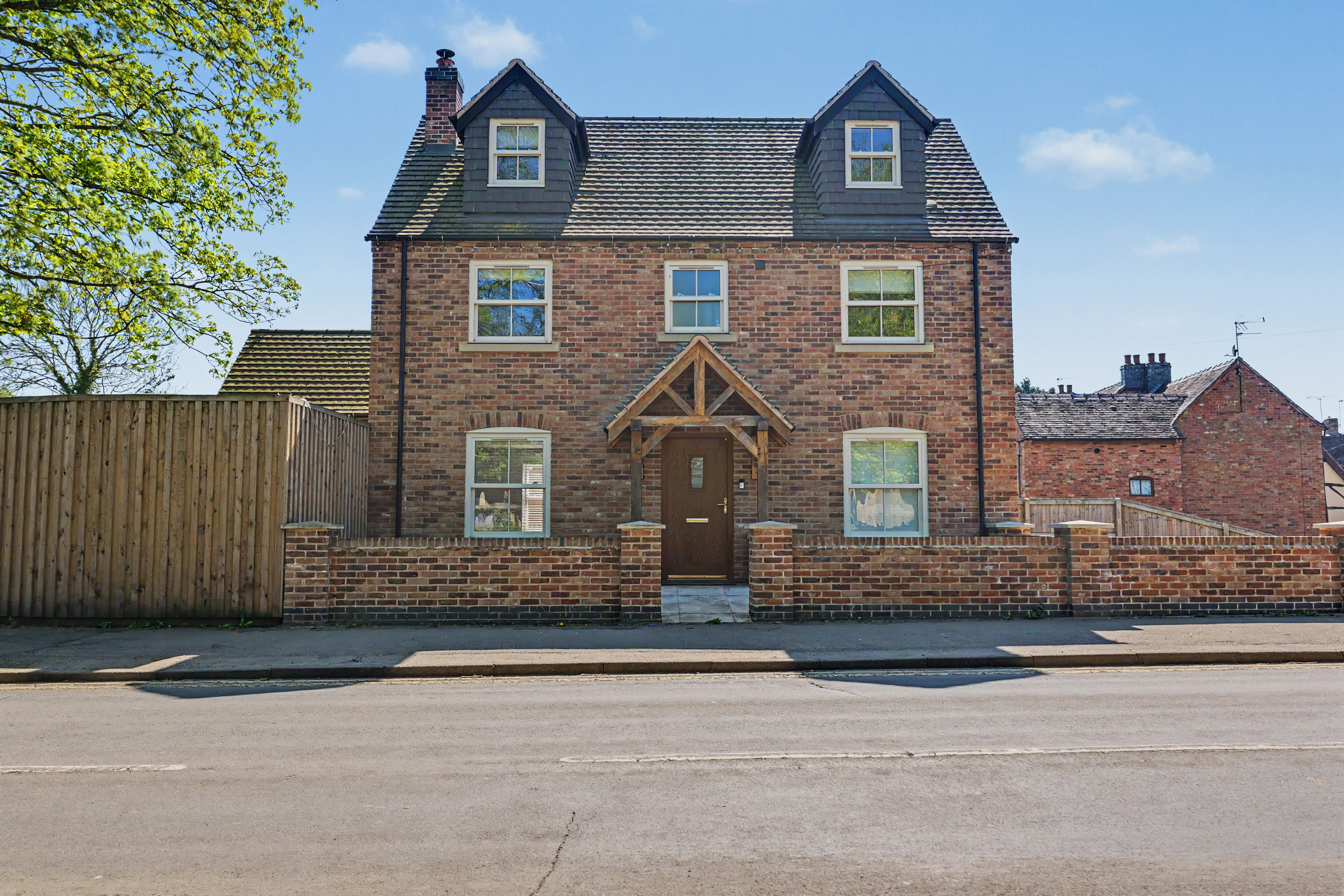 5 bedroom detached house for sale, School Road, Bedworth, CV12