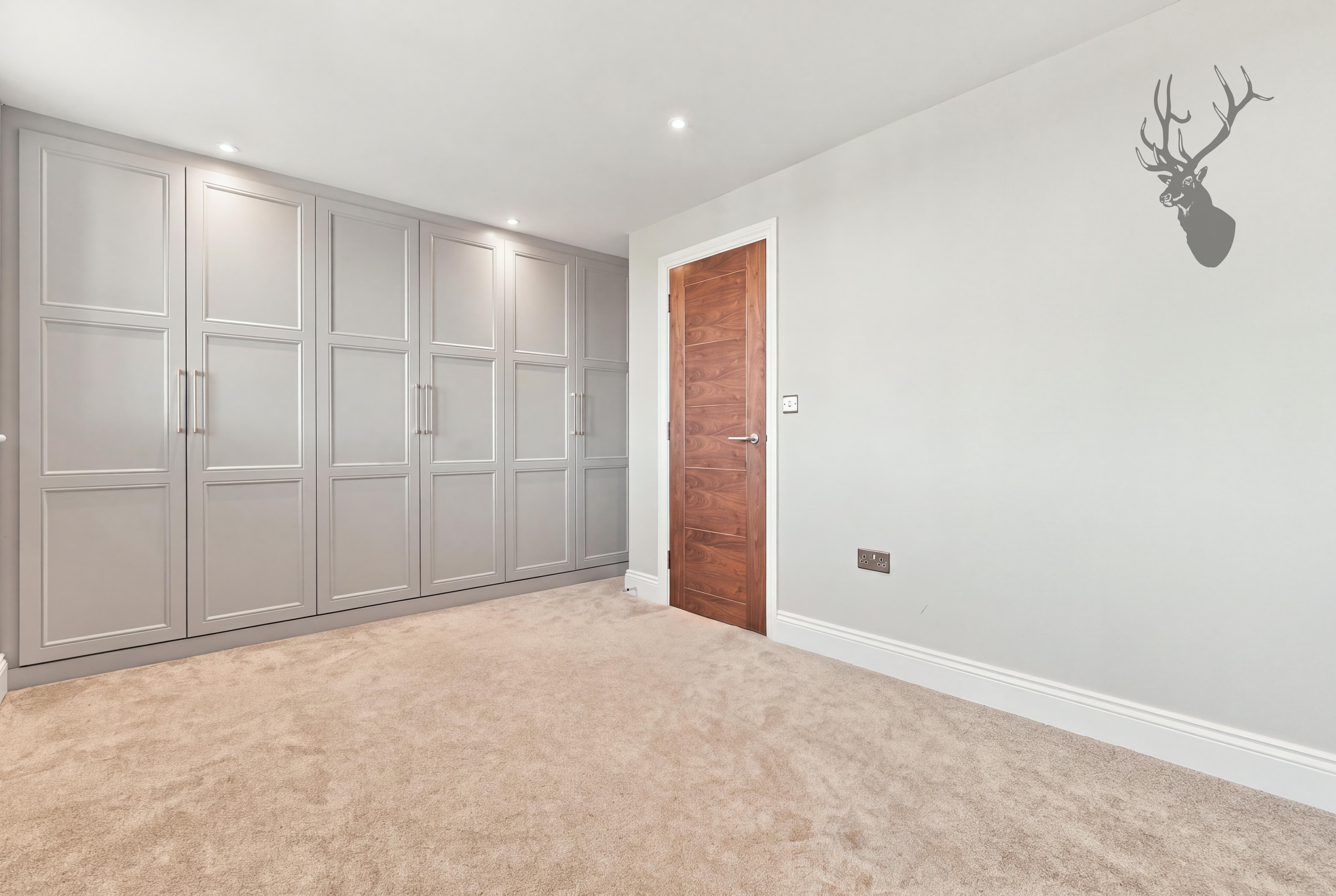 3 bedroom semi detached house for sale, Abbotts Way Oak Hill Road, Romford, RM4, photo 16 of 20