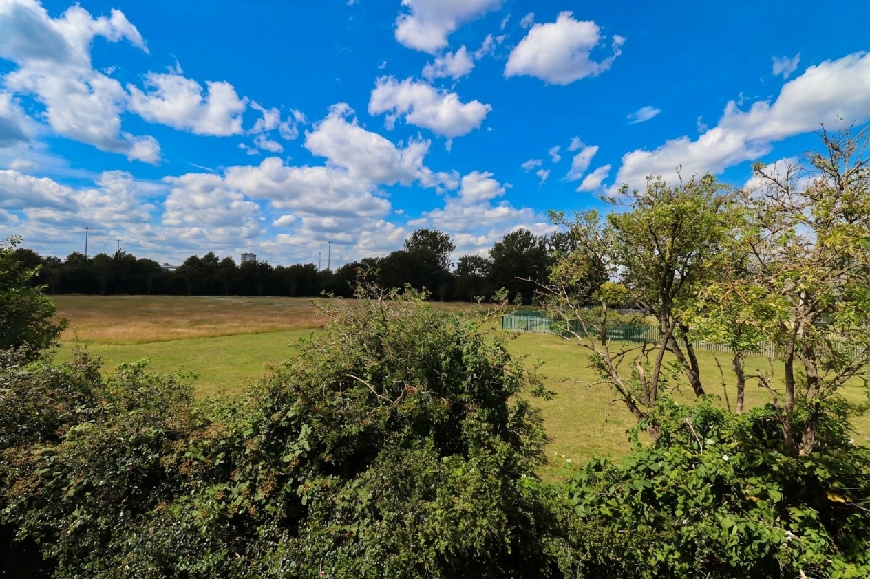 2 bedroom flat for sale, Bewick Croft, Coventry, CV2