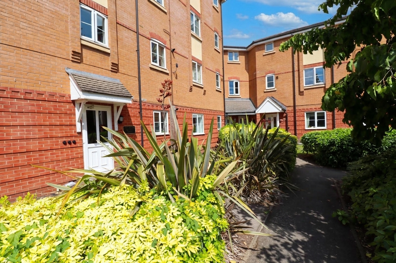 2 bedroom flat for sale, Bewick Croft, Coventry, CV2