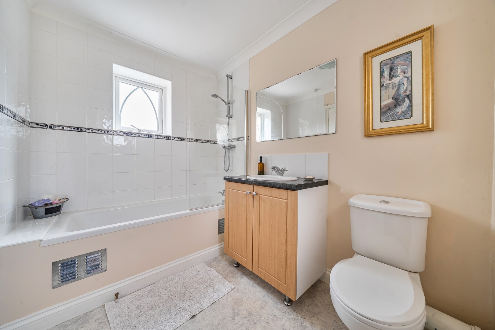 4 bedroom detached house for sale, The Field, Kettering, NN14