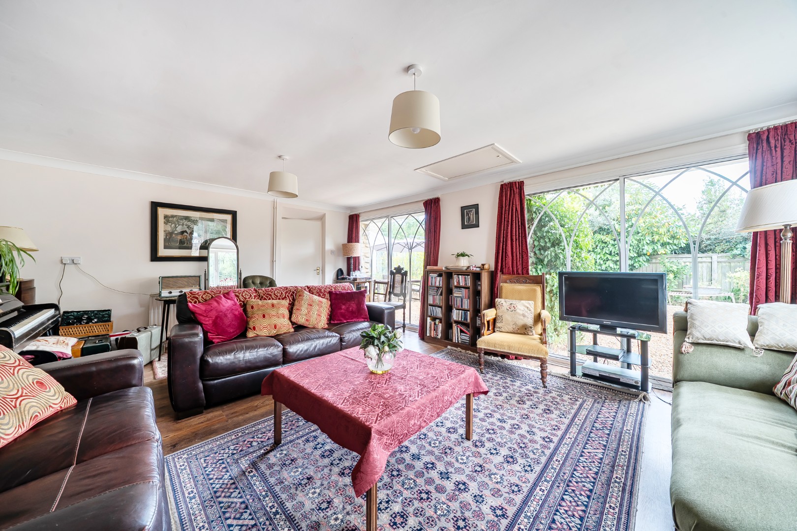 4 bedroom detached house for sale, The Field, Kettering, NN14
