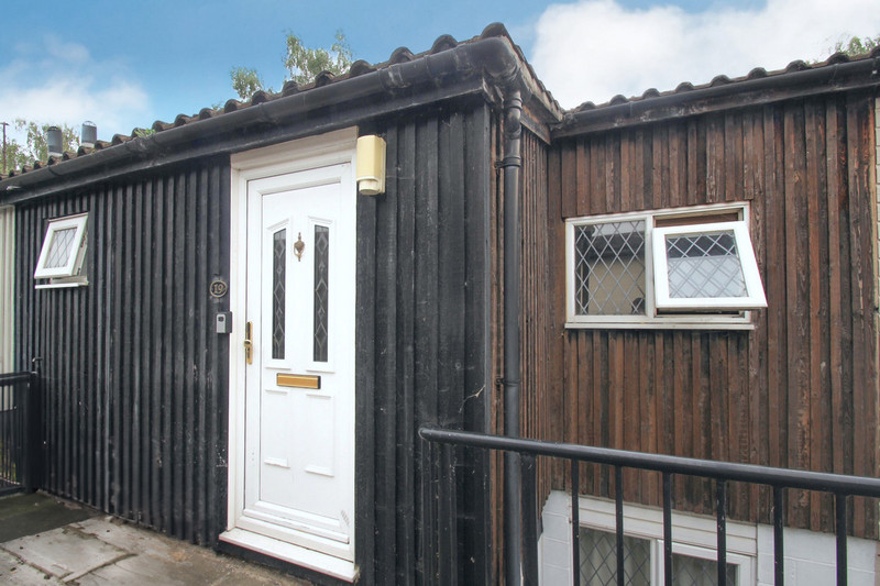 3 bedroom for sale, Whitcroft, Basildon, SS16, photo 2