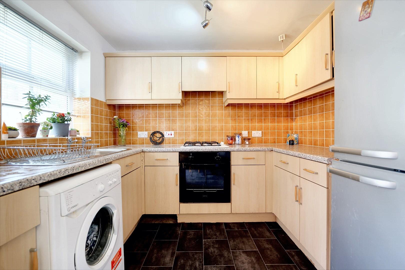3 bedroom semi detached house for sale, Fow Oak, Coventry, CV4, photo 3