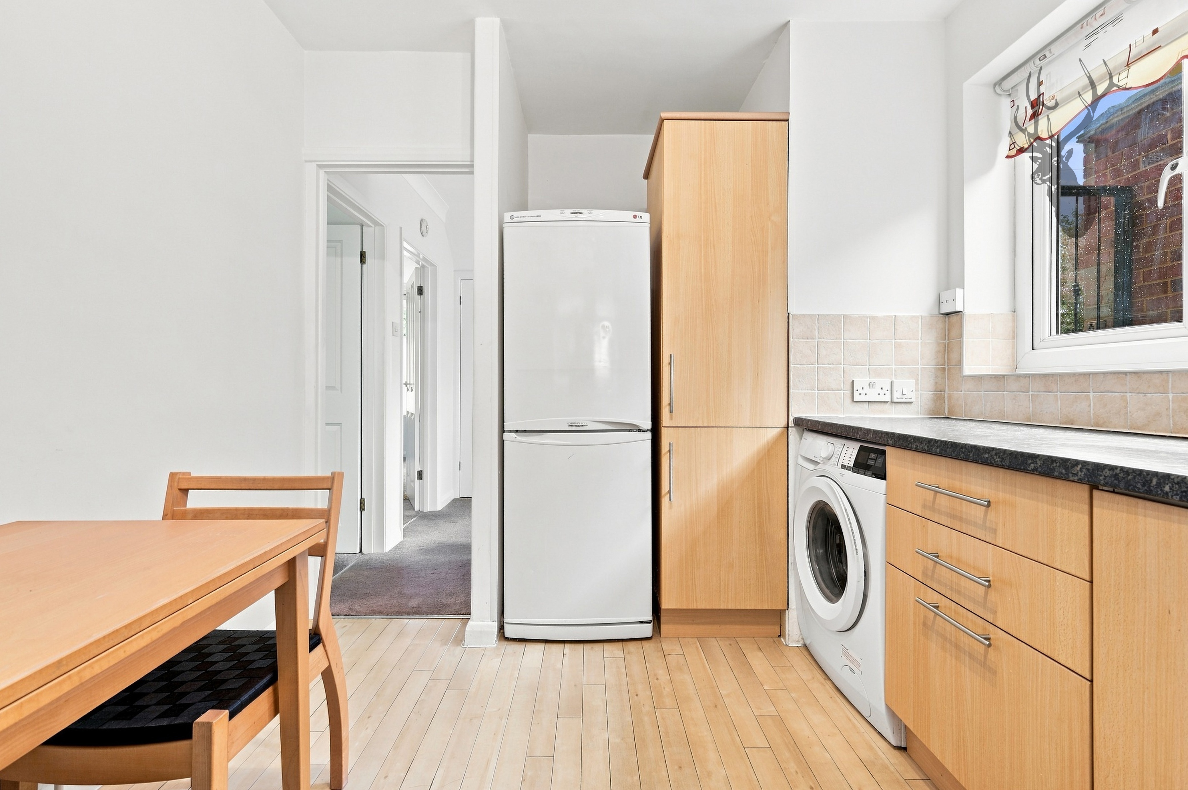 1 bedroom flat for sale, Algers Mead, Loughton, IG10, photo 5