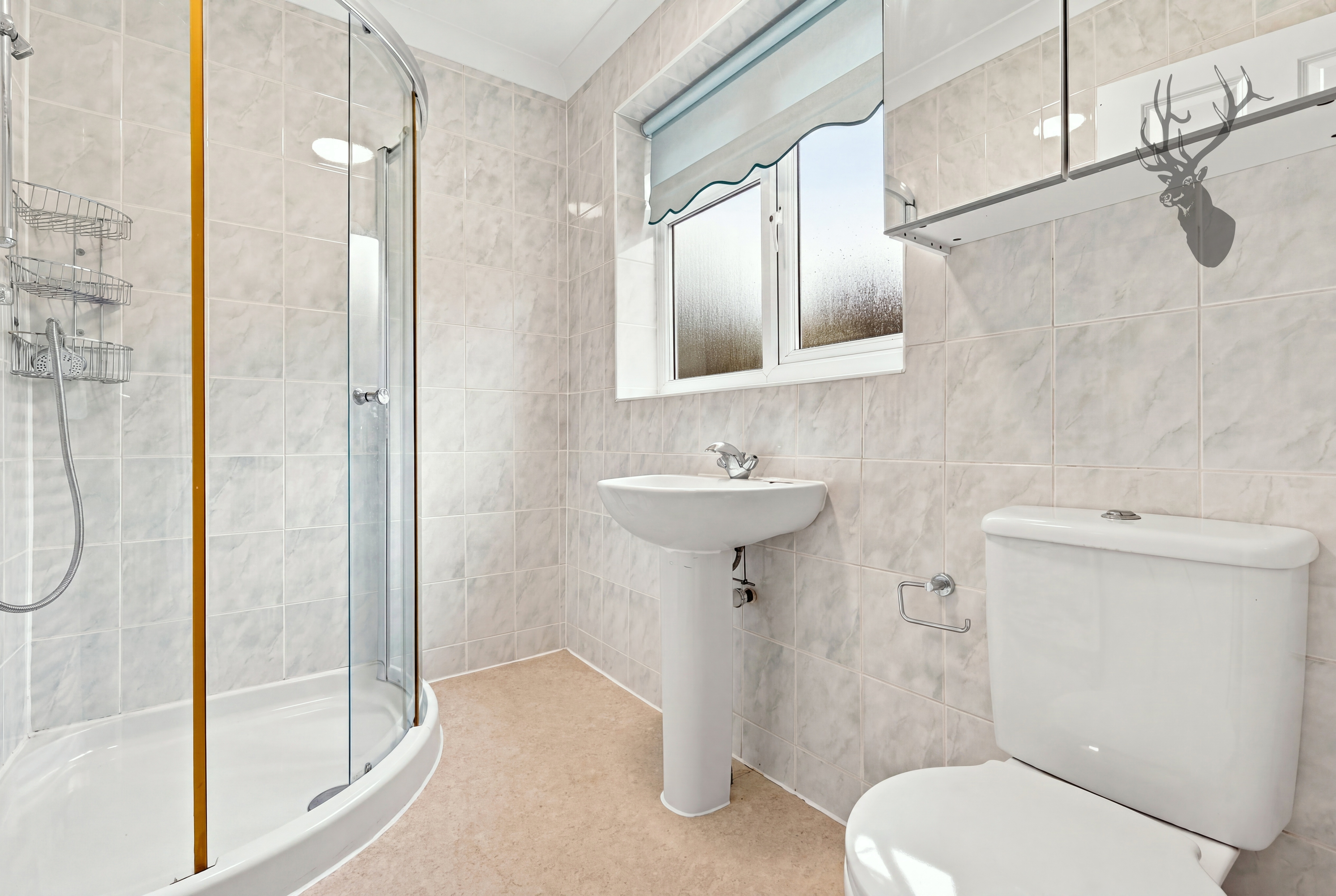 1 bedroom flat for sale, Algers Mead, Loughton, IG10, photo 7 of 11