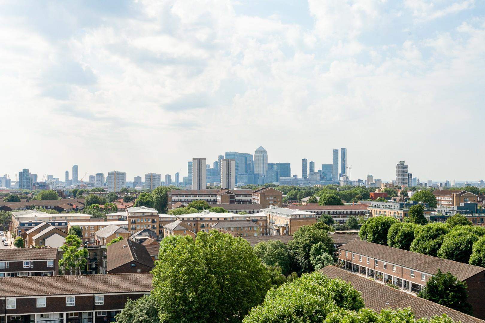2 bedroom apartment for sale, William Beveridge House, London, E3, photo 11 of 13