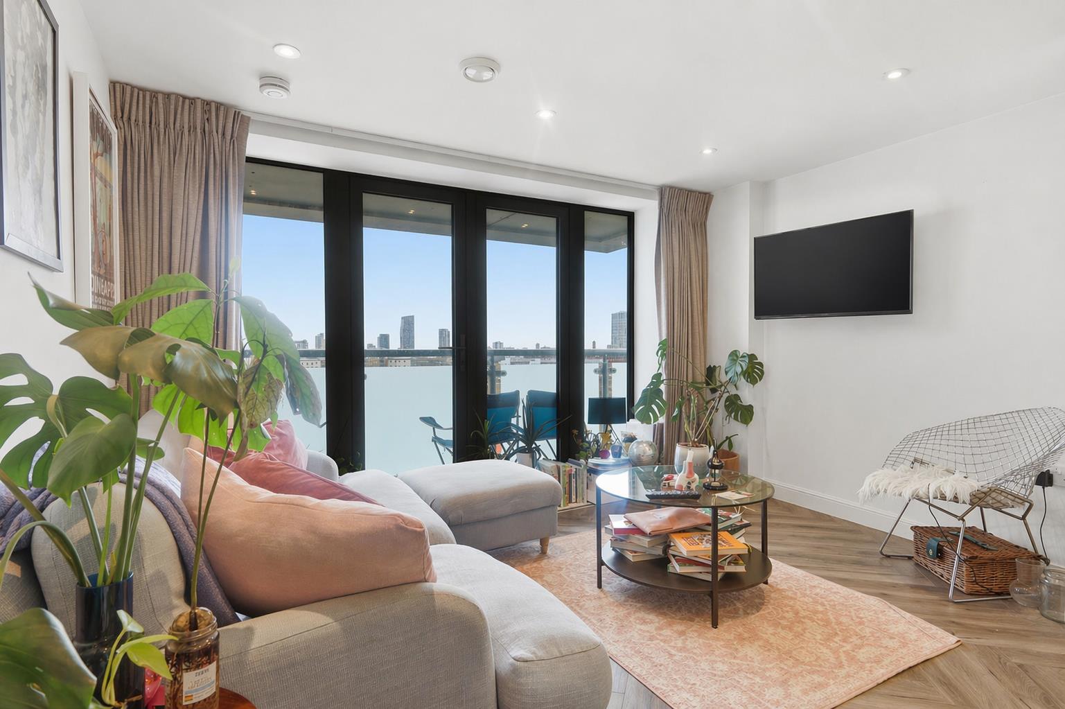 2 bedroom apartment for sale, William Beveridge House, London, E3, photo 4