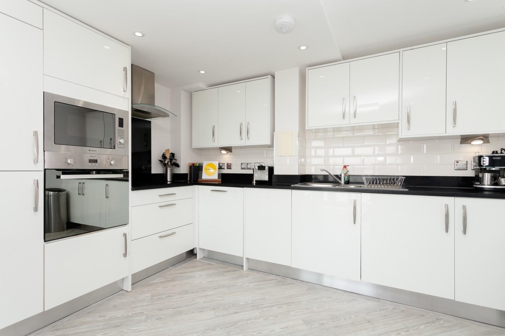2 bedroom apartment for sale, William Beveridge House, London, E3, photo 5