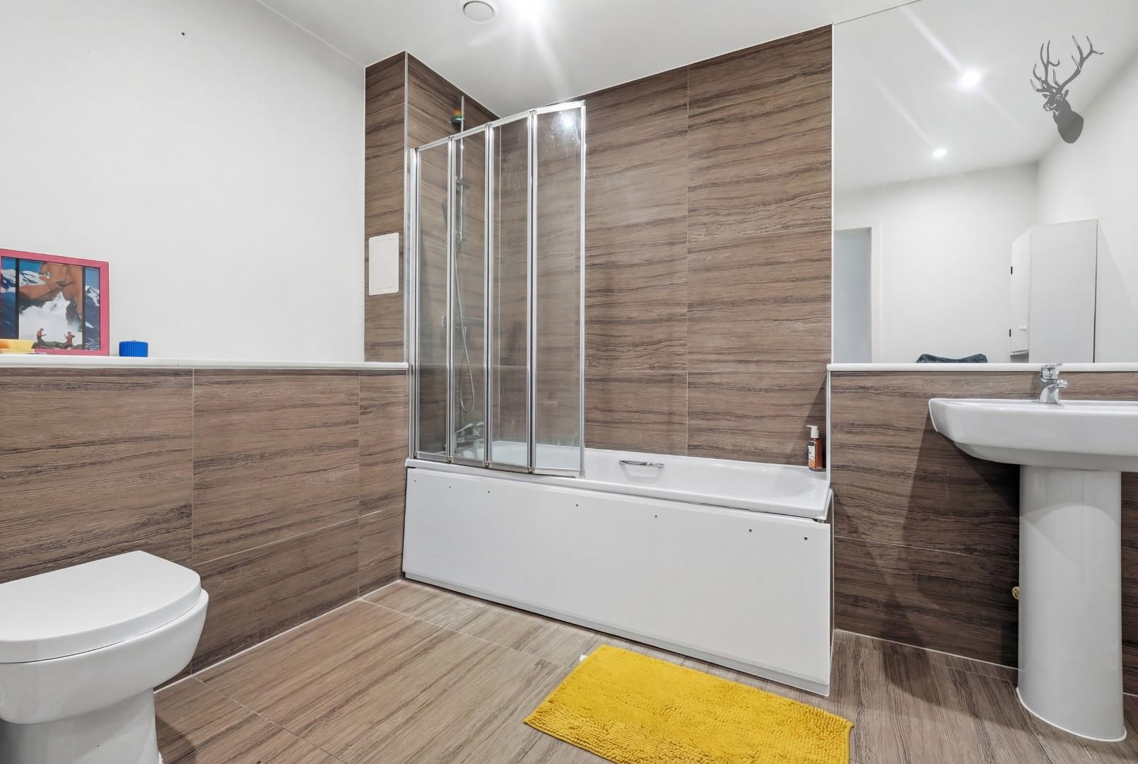 2 bedroom apartment for sale, William Beveridge House, London, E3, photo 9 of 13