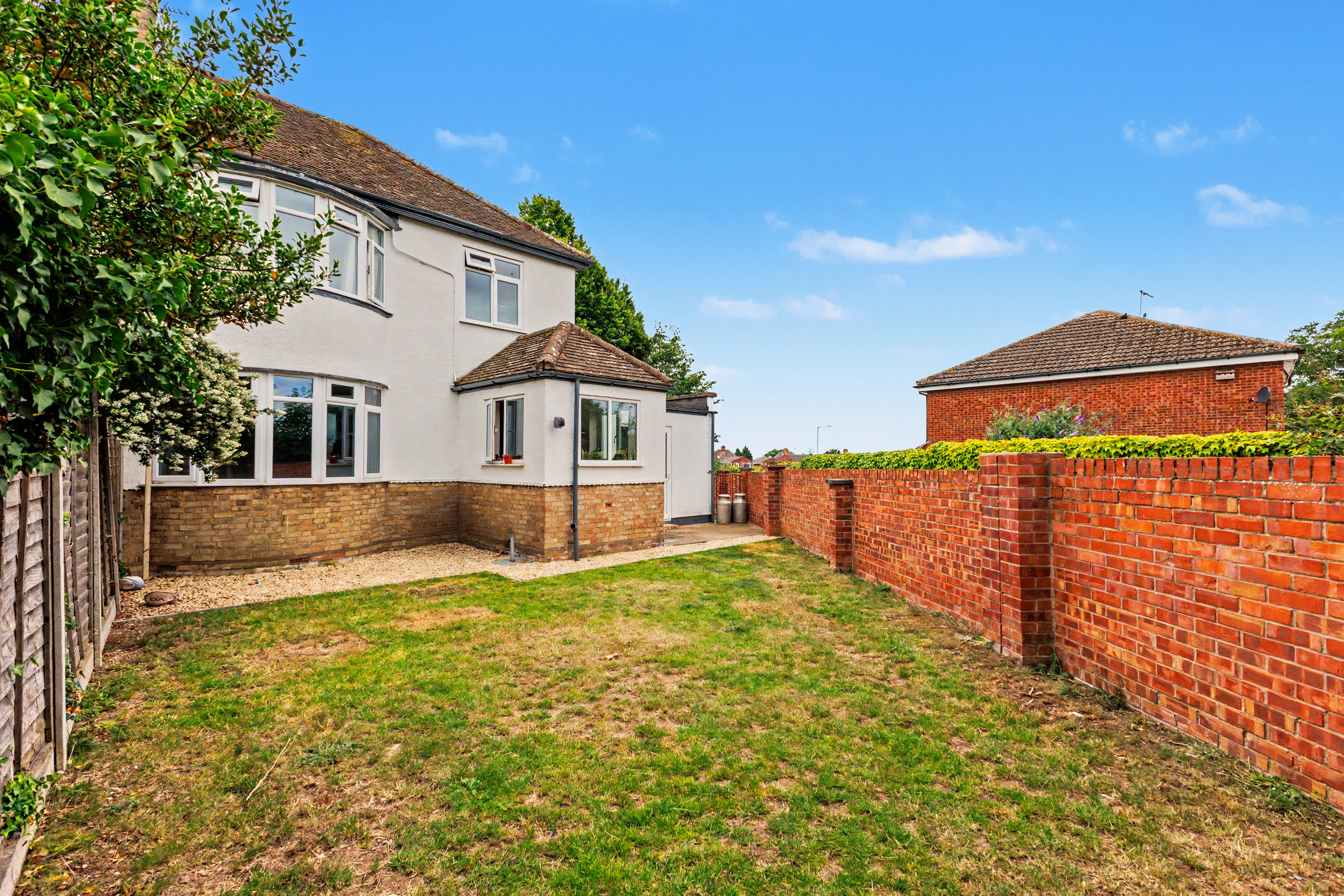 3 bedroom semi detached house for sale, Elm Road, Evesham, WR11