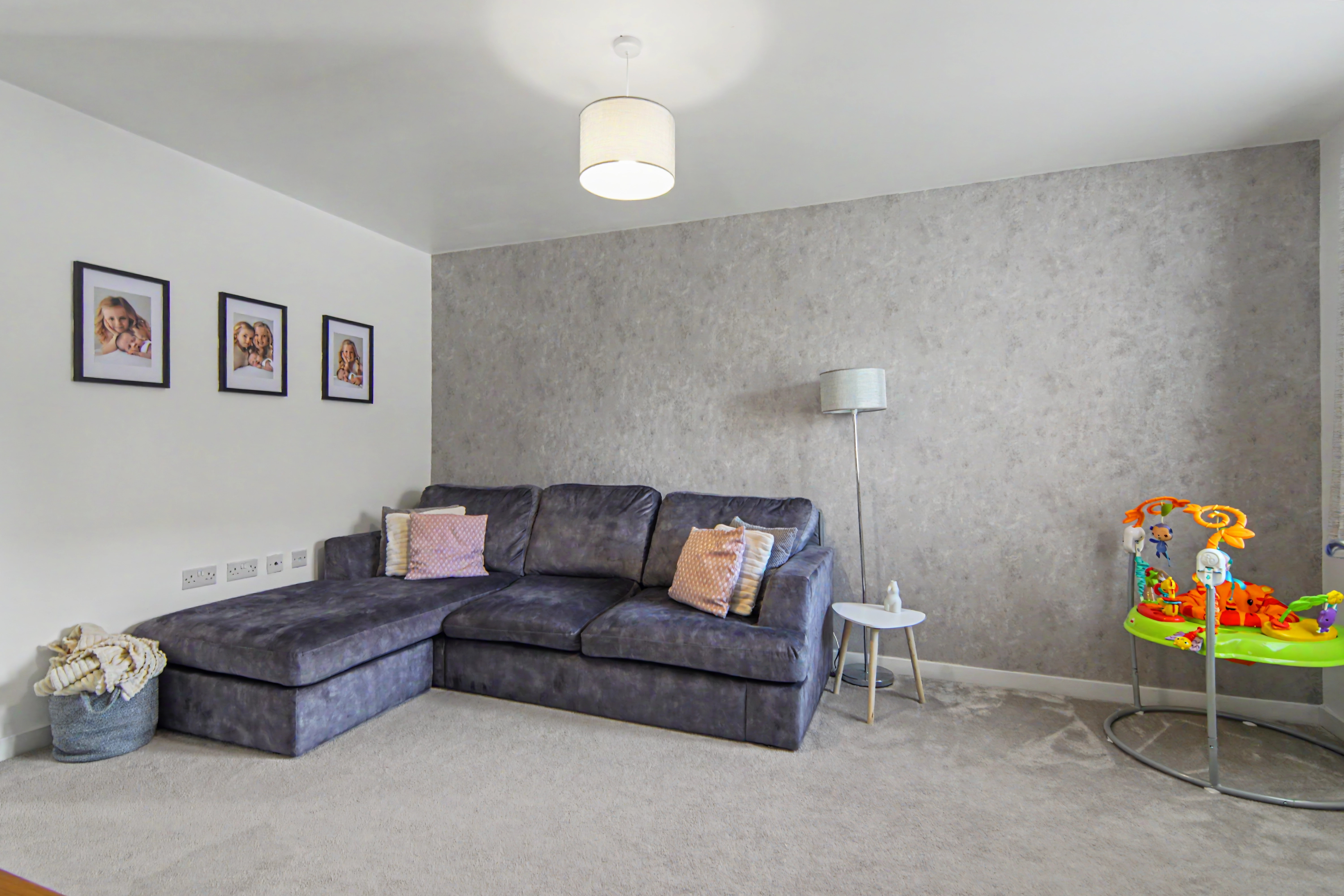 3 bedroom mid-terraced house for sale, Steinway, Coventry, CV4, photo 3