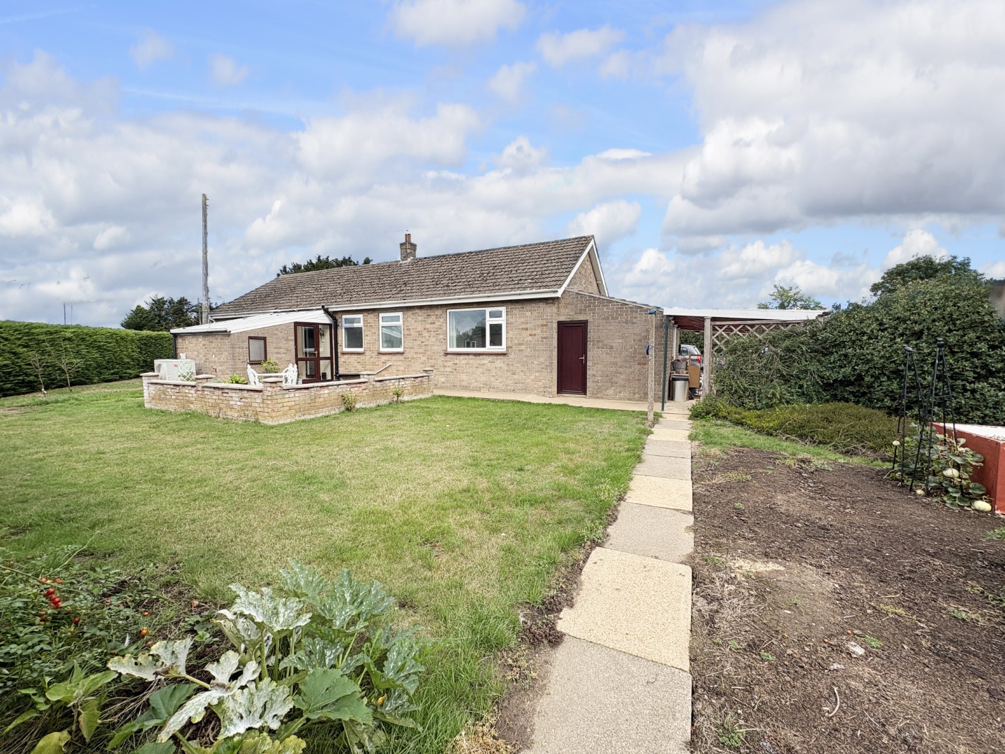 3 bedroom detached bungalow for sale, Roslyn Midville Lane, Boston, PE22
