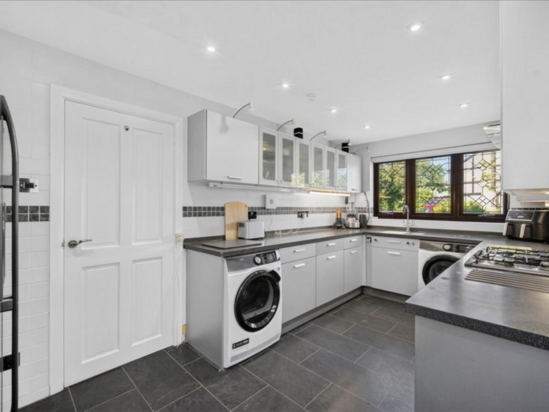 4 bedroom for sale, Ffordd-y-barcer, Cardiff, CF5, photo 2