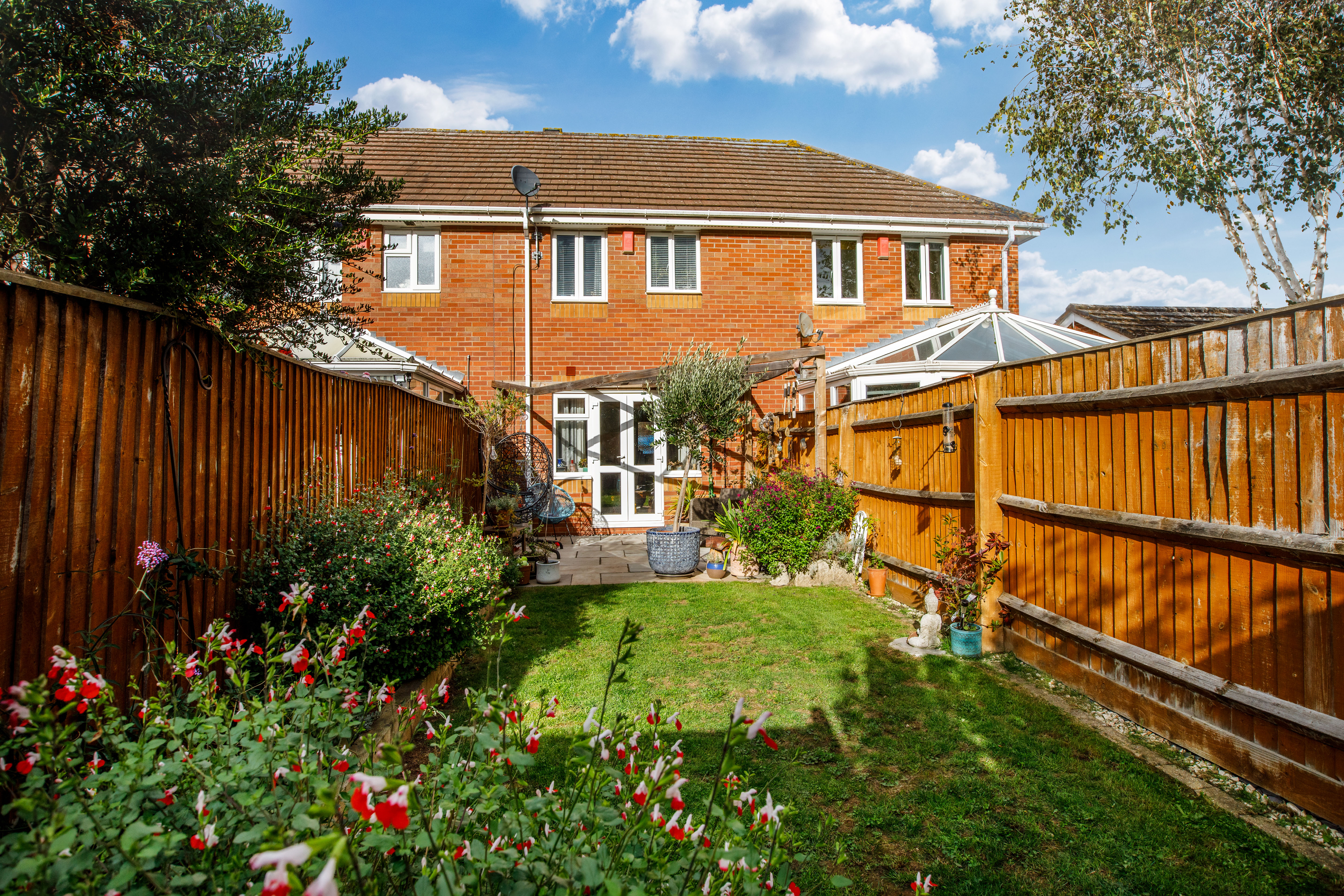 2 bedroom terraced house for sale, Parolles Close, Warwick, CV34