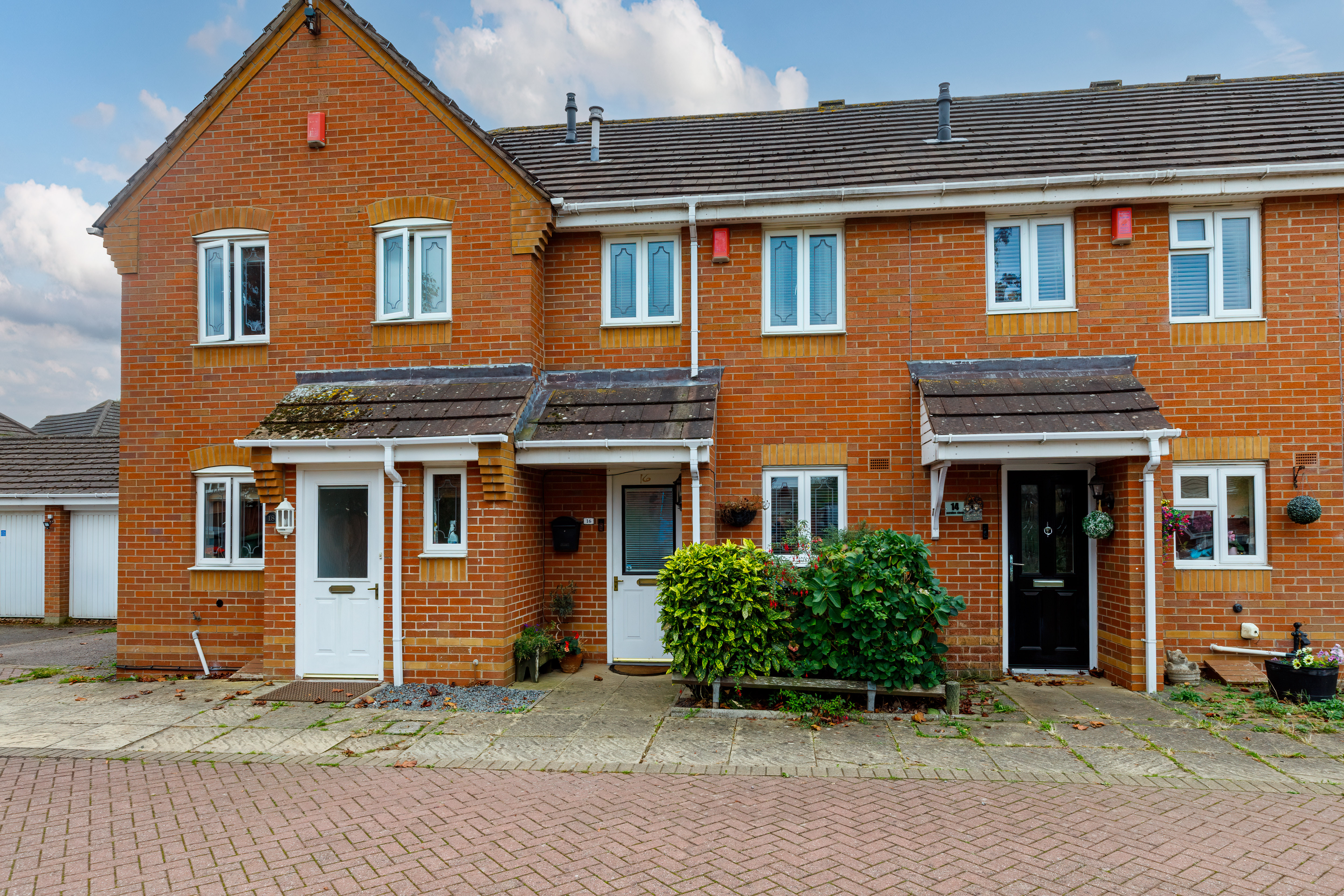 2 bedroom terraced house for sale, Parolles Close, Warwick, CV34
