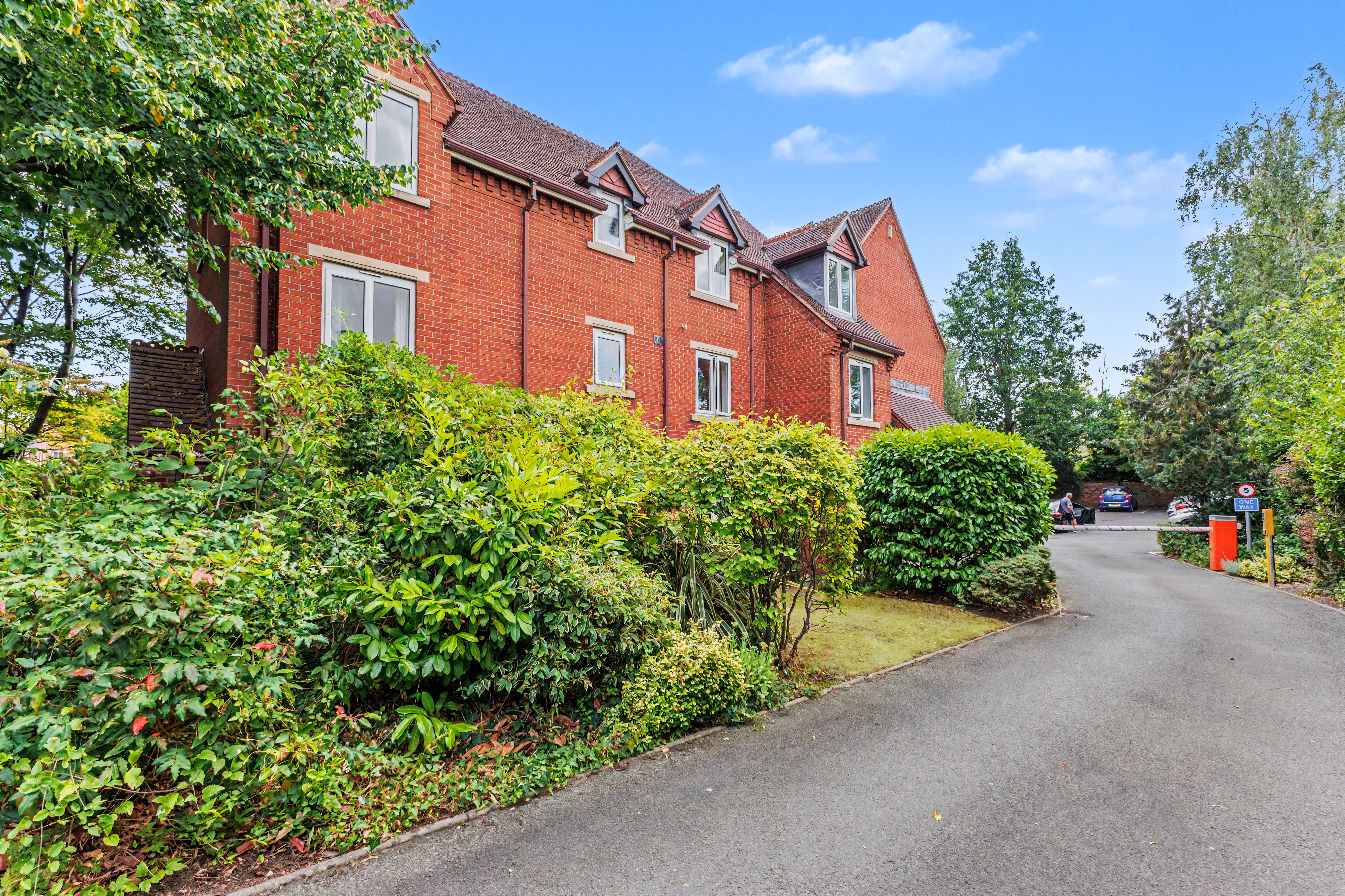 2 bedroom flat for sale, Scholars Court Alcester Road, Stratford-Upon-Avon, CV37