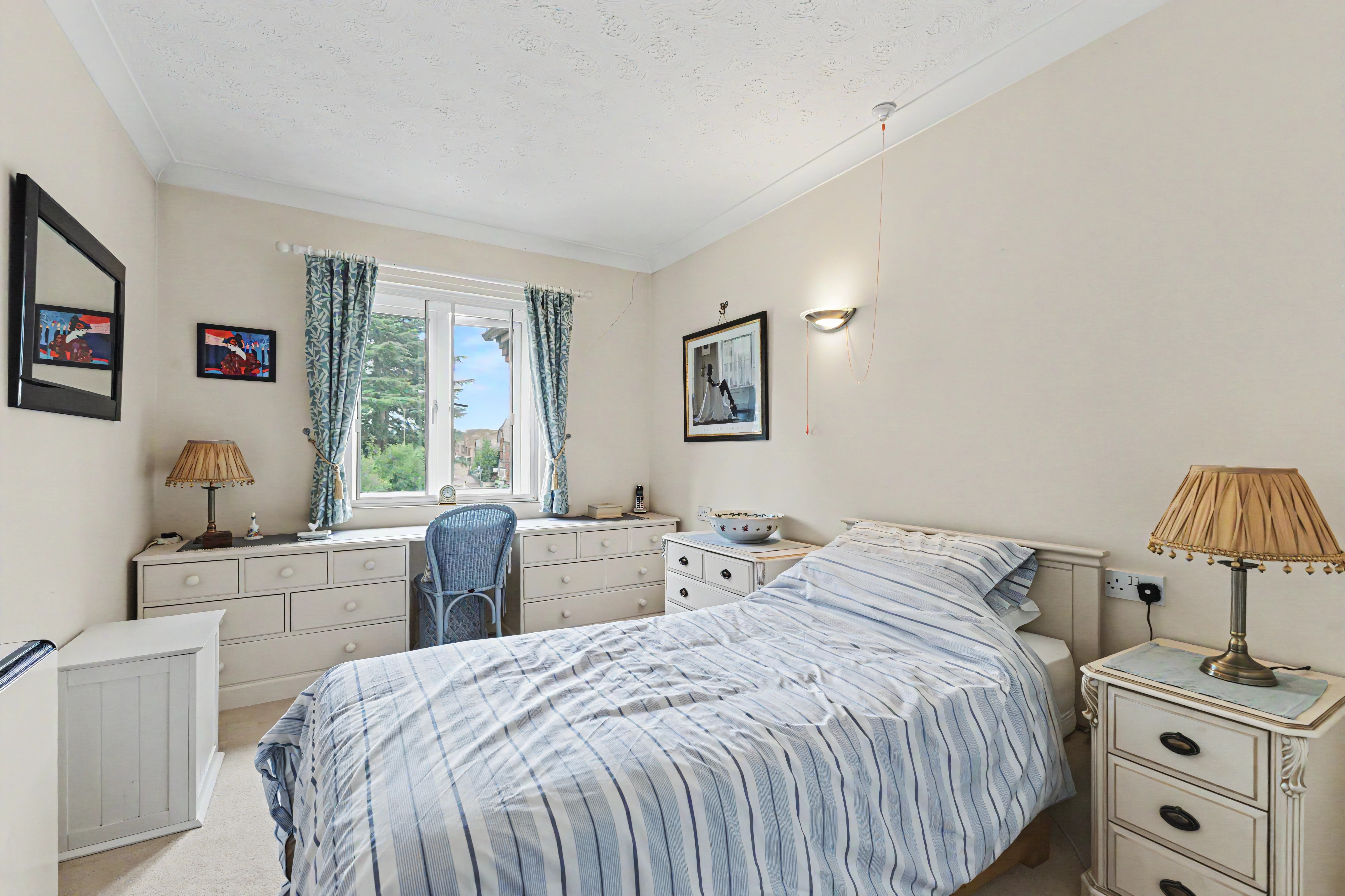 2 bedroom flat for sale, Scholars Court Alcester Road, Stratford-Upon-Avon, CV37