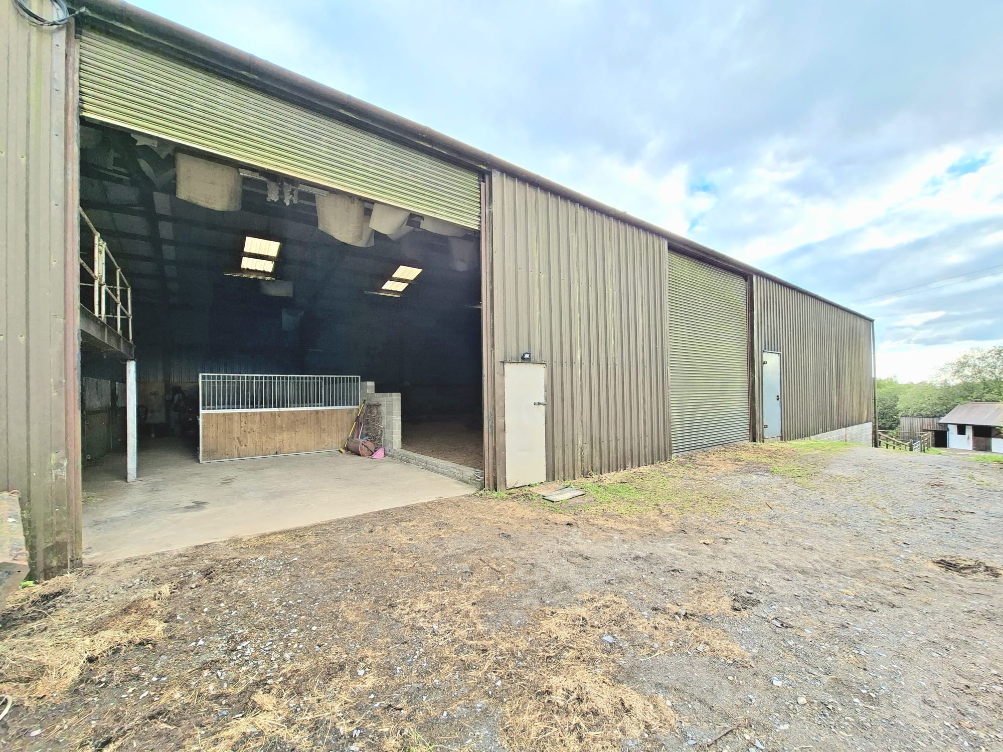 4 bedroom detached house for sale, Waun Goch Heol Ddu, Ammanford, SA18