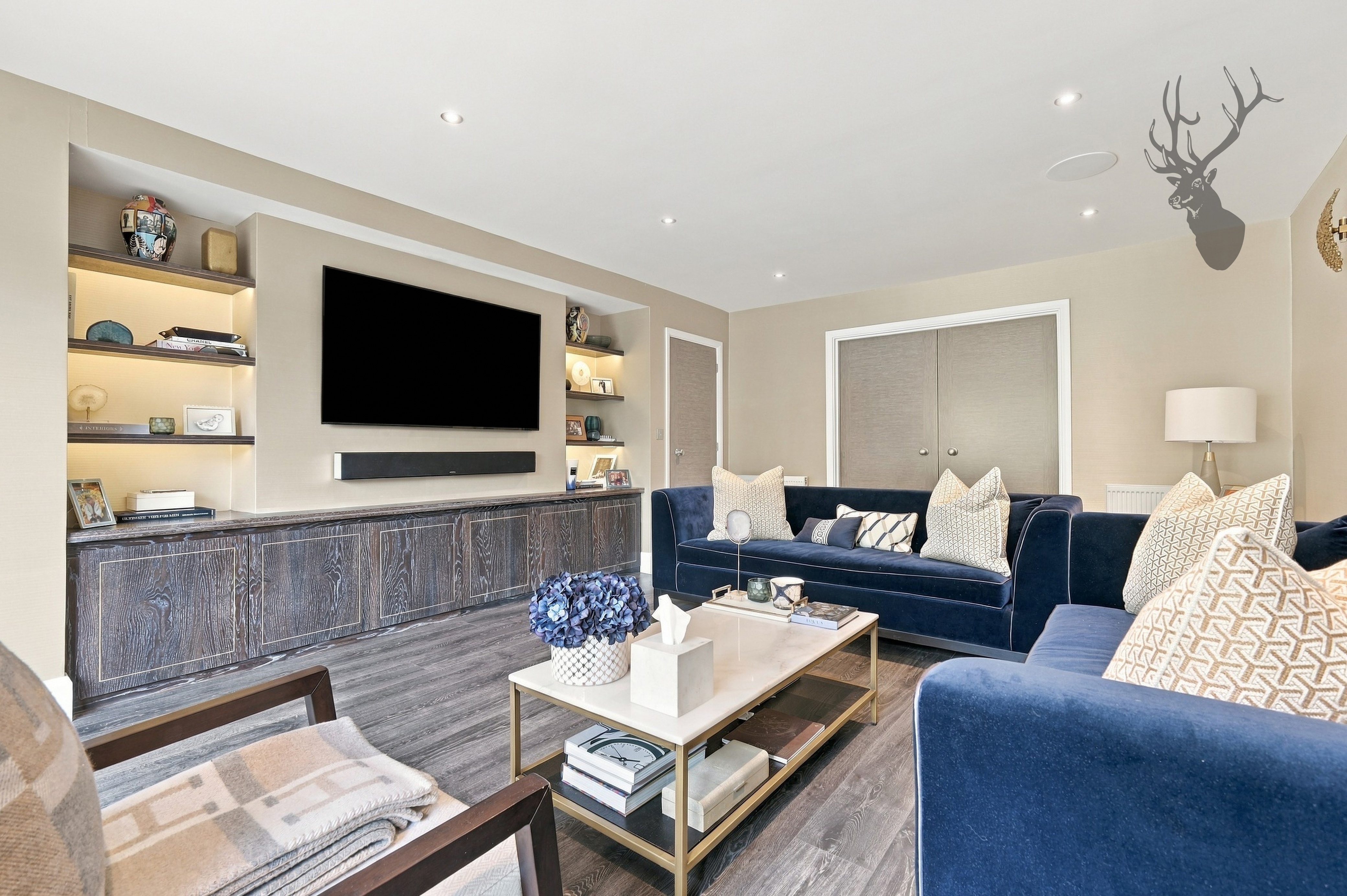 5 bedroom detached house for sale, Church Lane, Loughton, IG10, photo 2