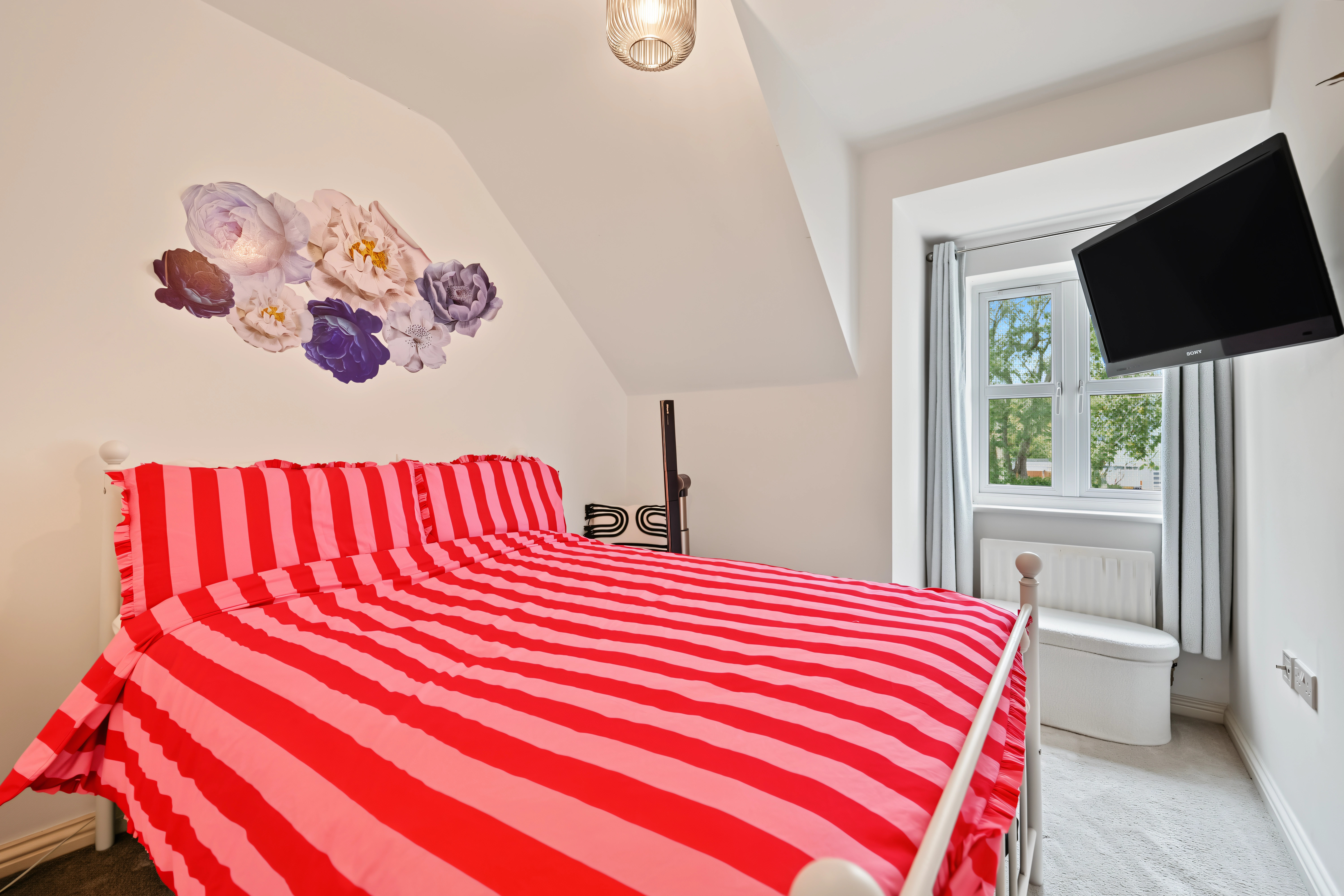 3 bedroom end of terrace house for sale, Sanderling Main Street, Leicester, LE7