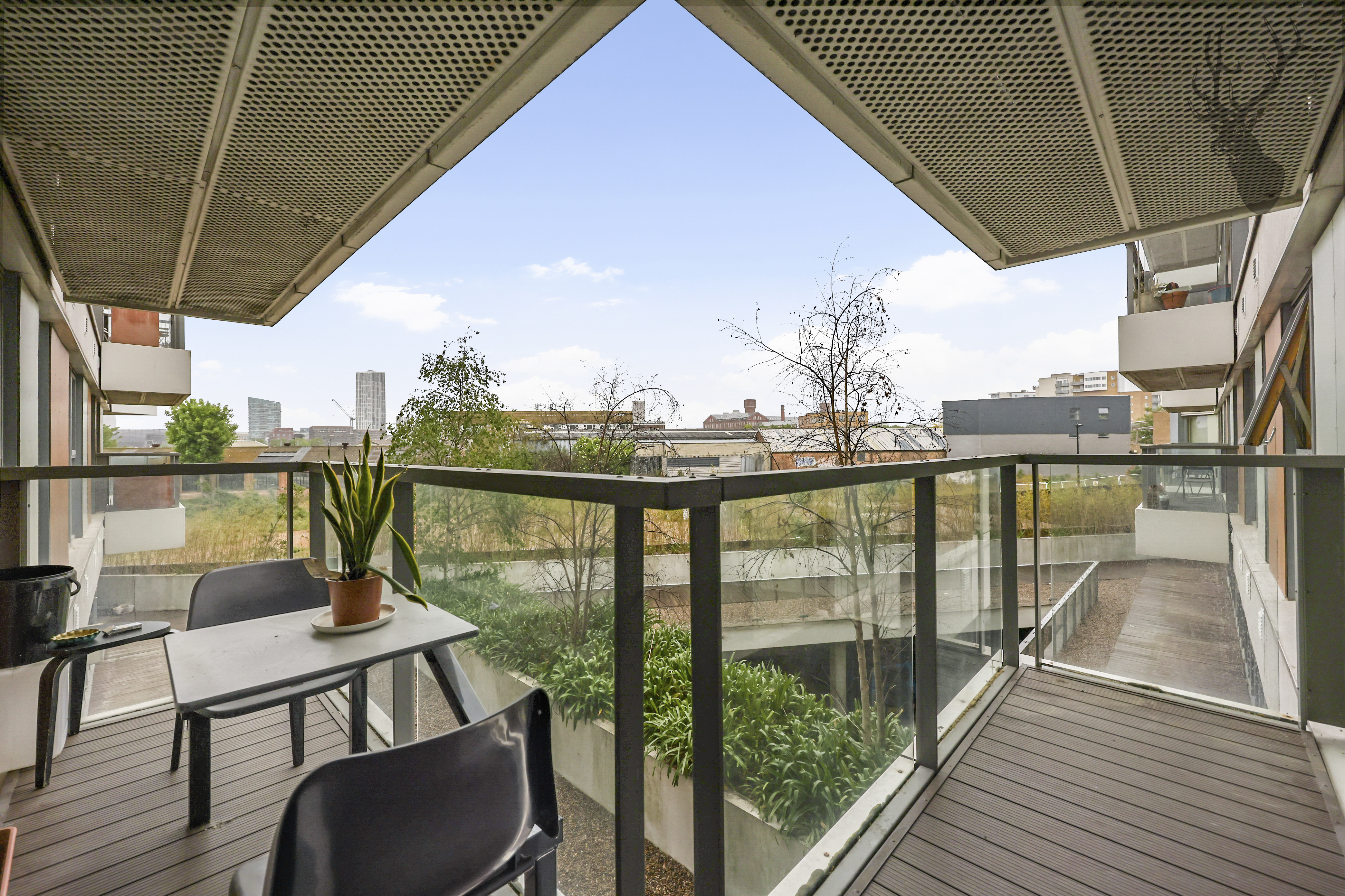 2 bedroom flat for sale, Ink Court, London, E3, photo 6 of 14