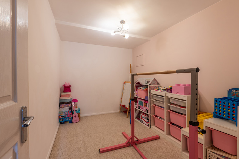 3 bedroom for sale, Burnhams Close, Andover, SP10, photo 6 of 12