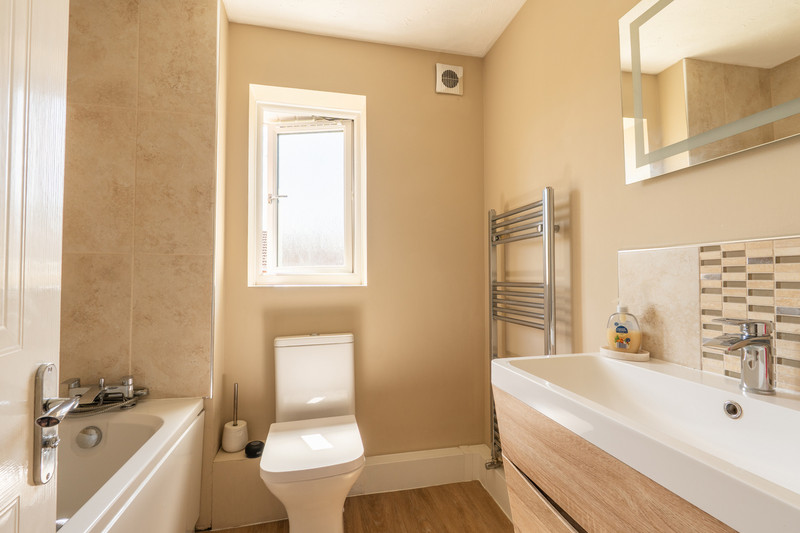 3 bedroom for sale, Burnhams Close, Andover, SP10, photo 10 of 12