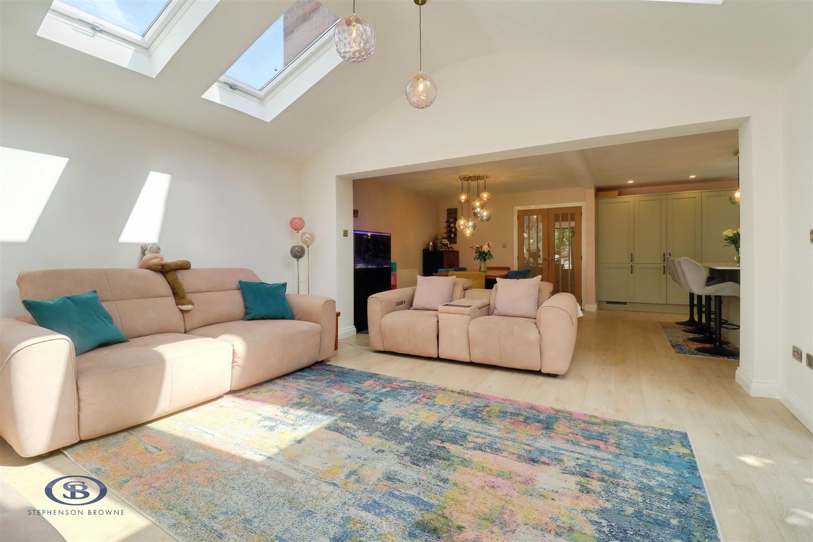 4 bedroom house for sale, Crewe Road, Stoke-On-Trent, ST7, photo 4