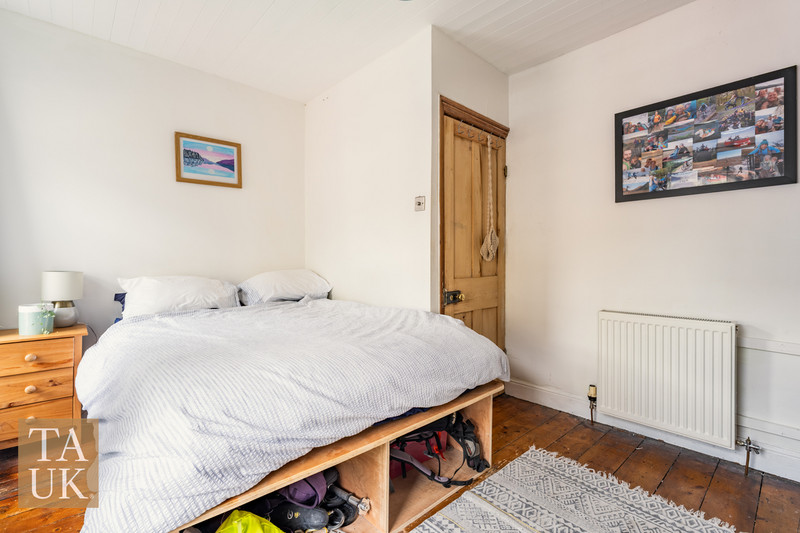 2 bedroom for sale, Newton Street, Caernarfon, LL55, photo 10 of 14