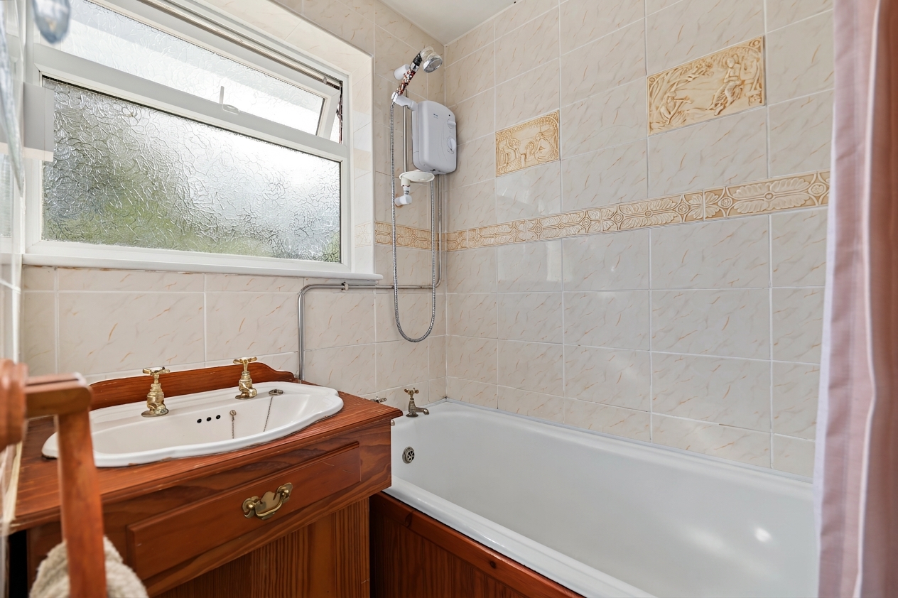 3 bedroom semi detached house for sale, Randles Close, Leicester, LE7