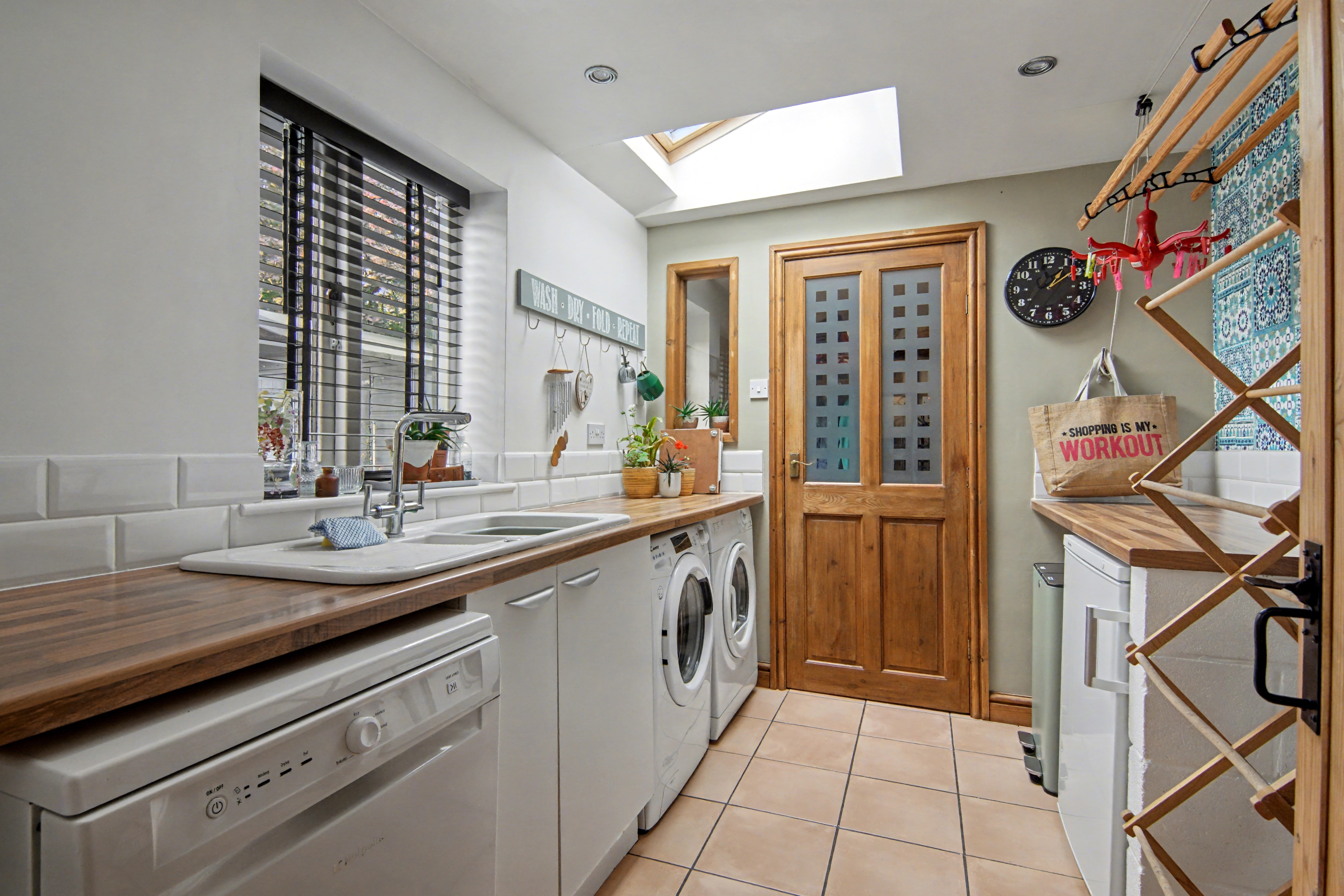 3 bedroom semi detached house for sale, Hawkes Mill Lane, Coventry, CV5, photo 13 of 20