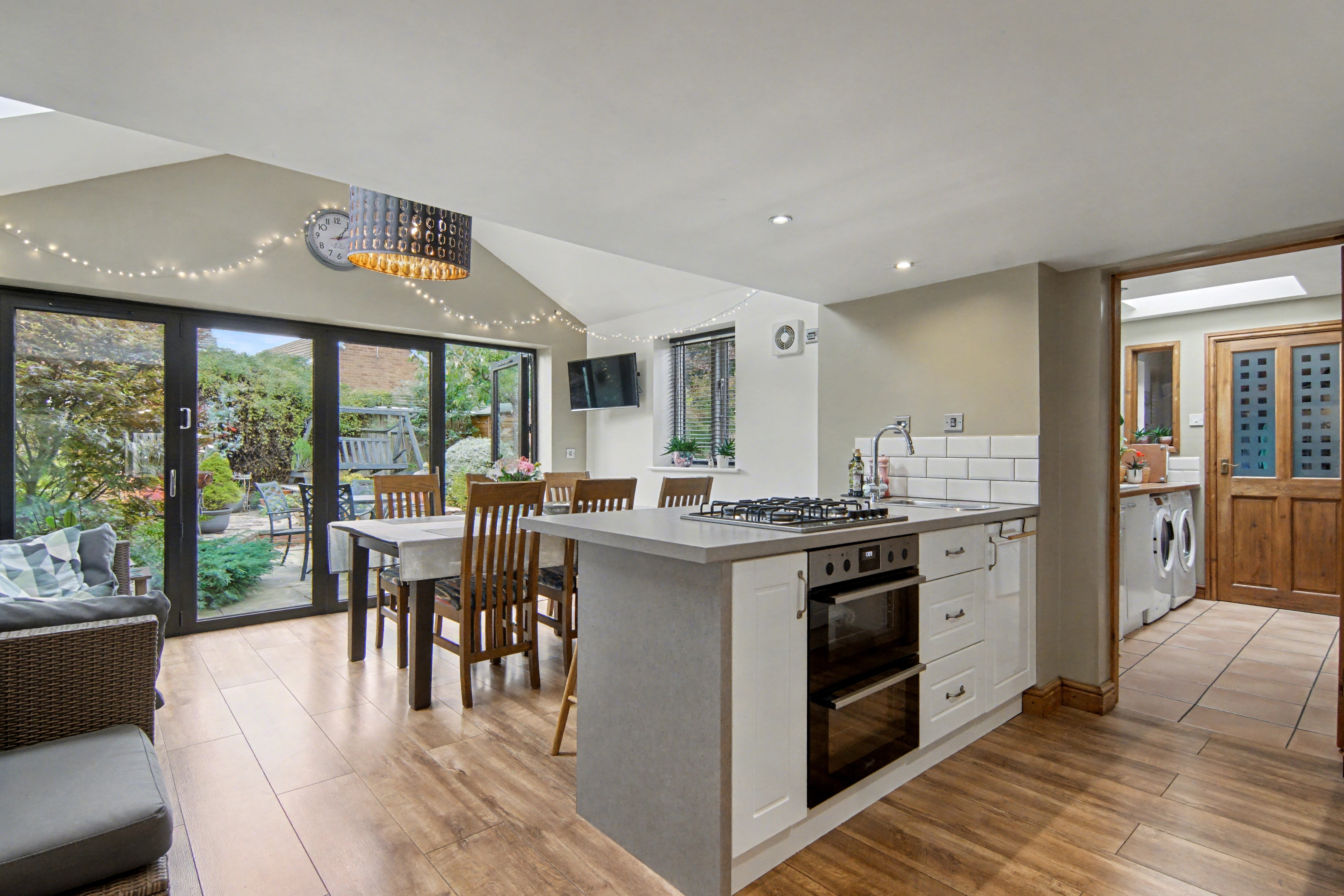3 bedroom semi detached house for sale, Hawkes Mill Lane, Coventry, CV5, photo 6 of 20