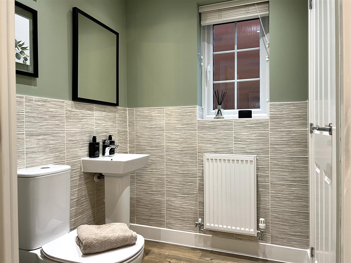4 bedroom house for sale, Yew Crescent, Congleton, CW12, photo 14 of 20