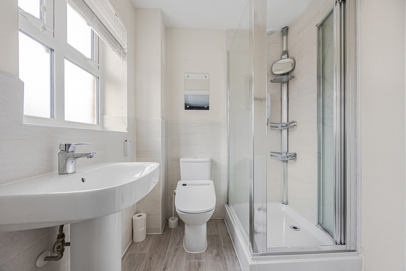 3 bedroom for sale, Blackthorn Road, Andover, SP11, photo 8 of 12