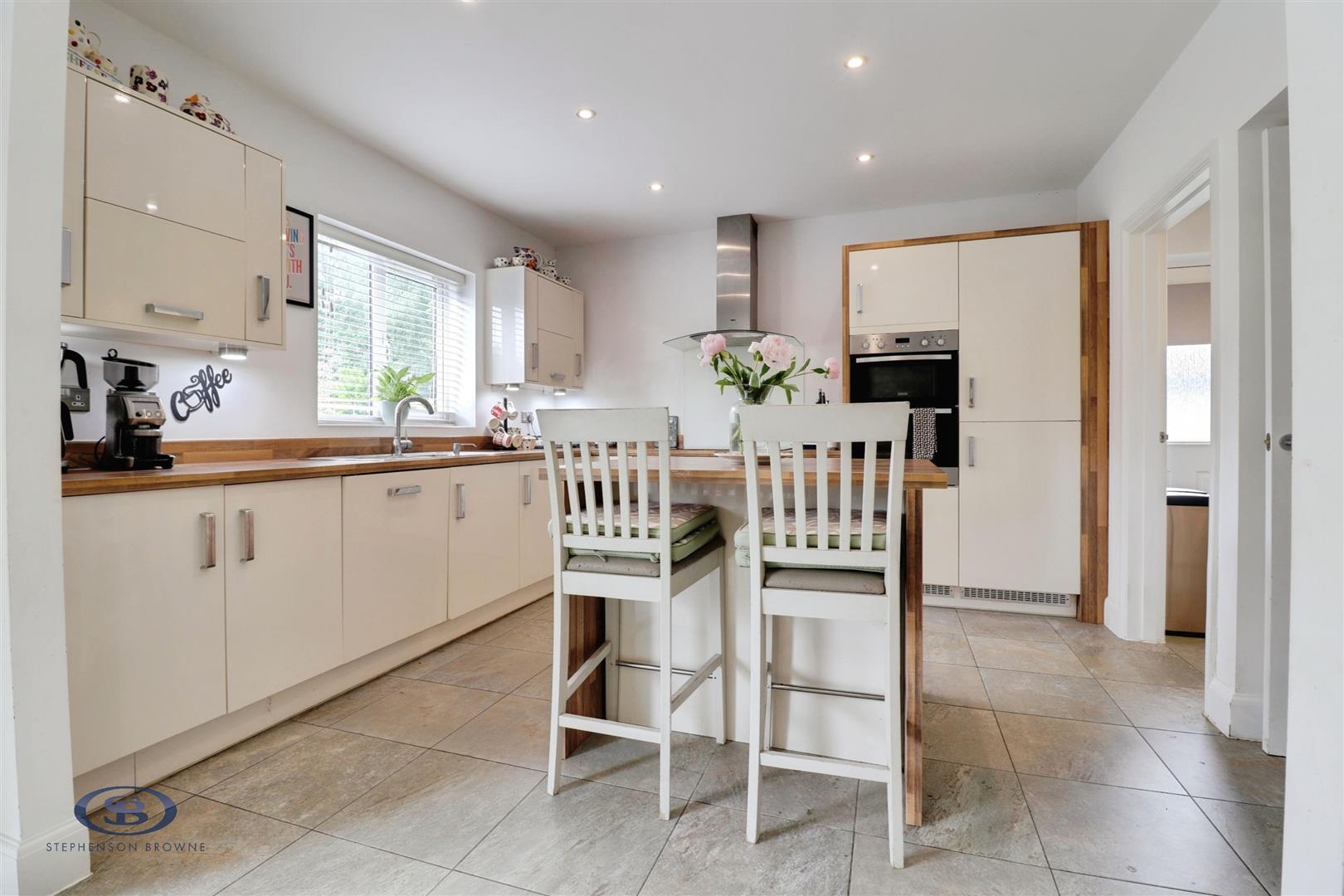 5 bedroom house for sale, Goss Place, Stoke-On-Trent, ST7, photo 3