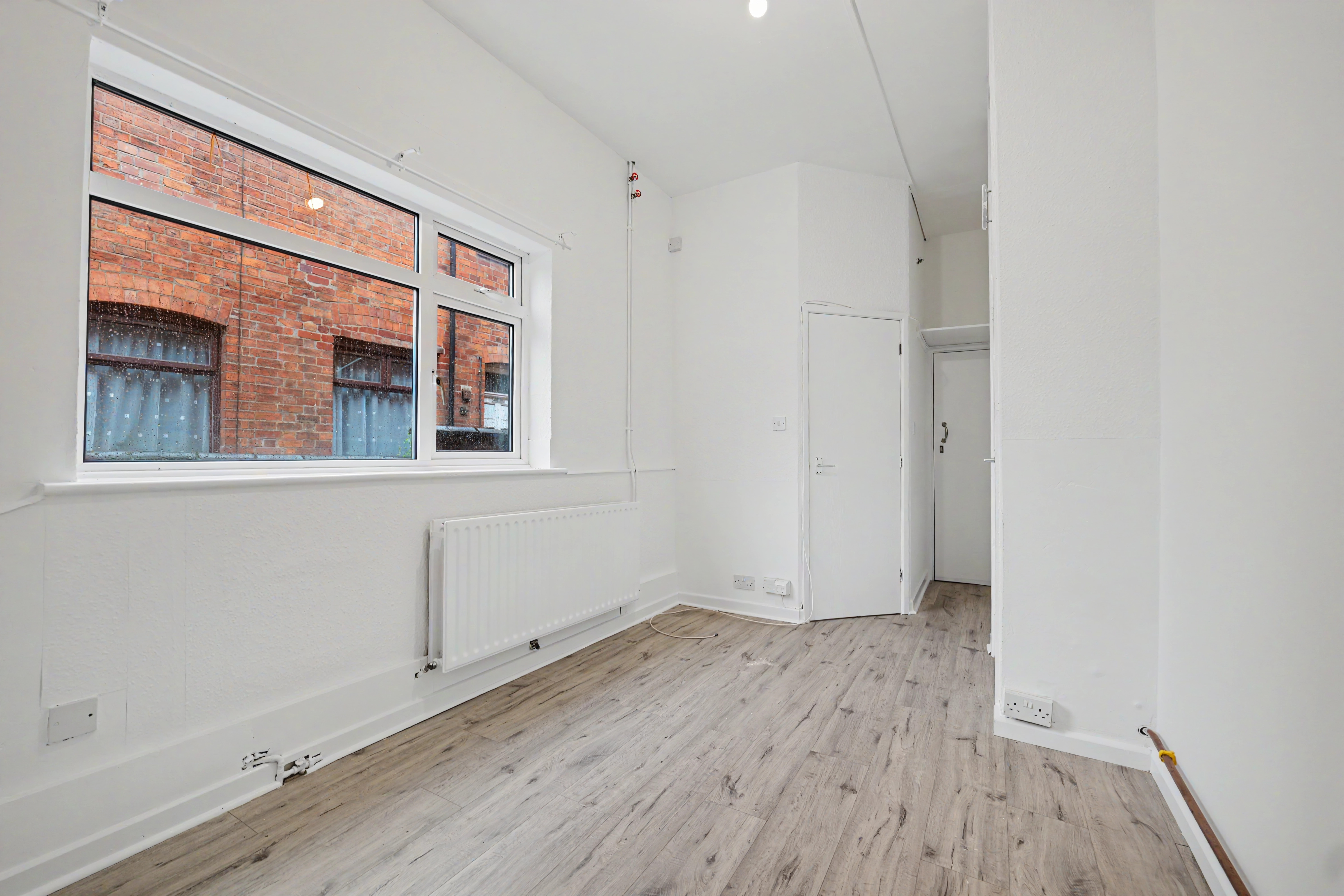 6 bedroom mid-terraced house for sale, Middleborough Road, Coventry, CV1