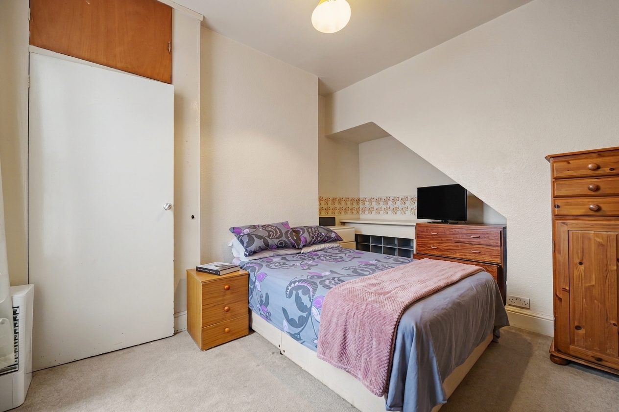 6 bedroom mid-terraced house for sale, Middleborough Road, Coventry, CV1