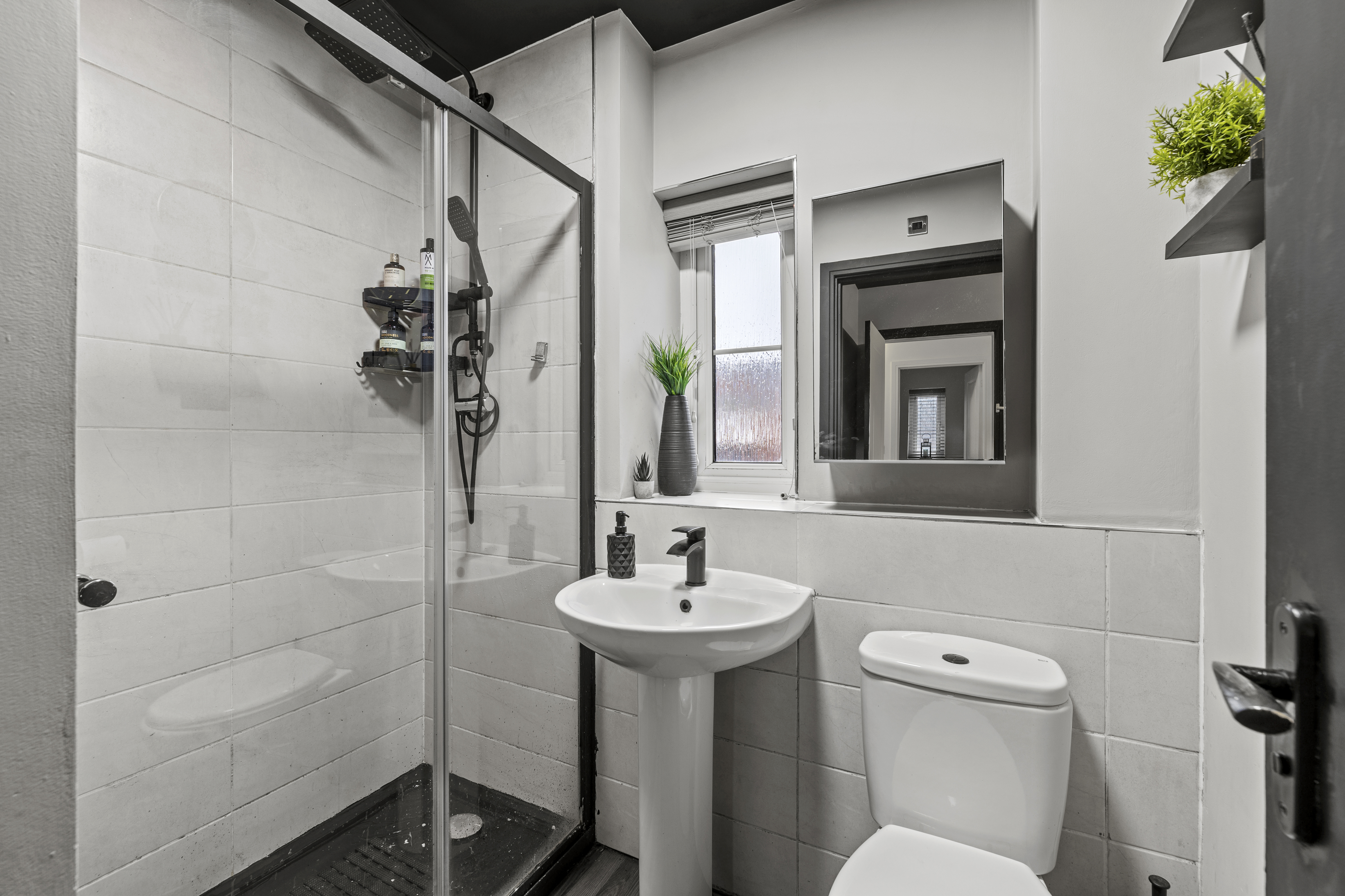 4 bedroom detached house for sale, Harlech Road, Cardiff, CF5, photo 12 of 20
